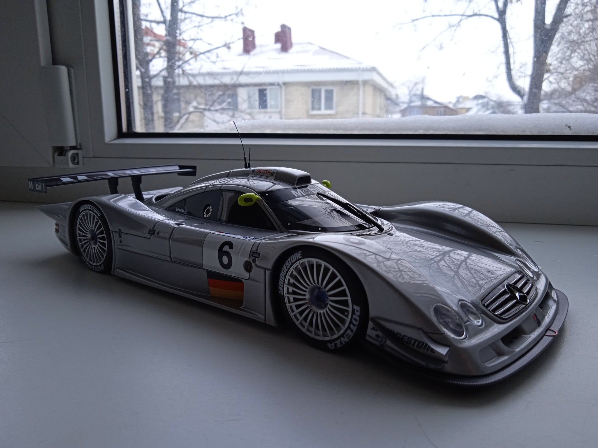 Mercedes Benz CLR By Ivy Model Merit 1