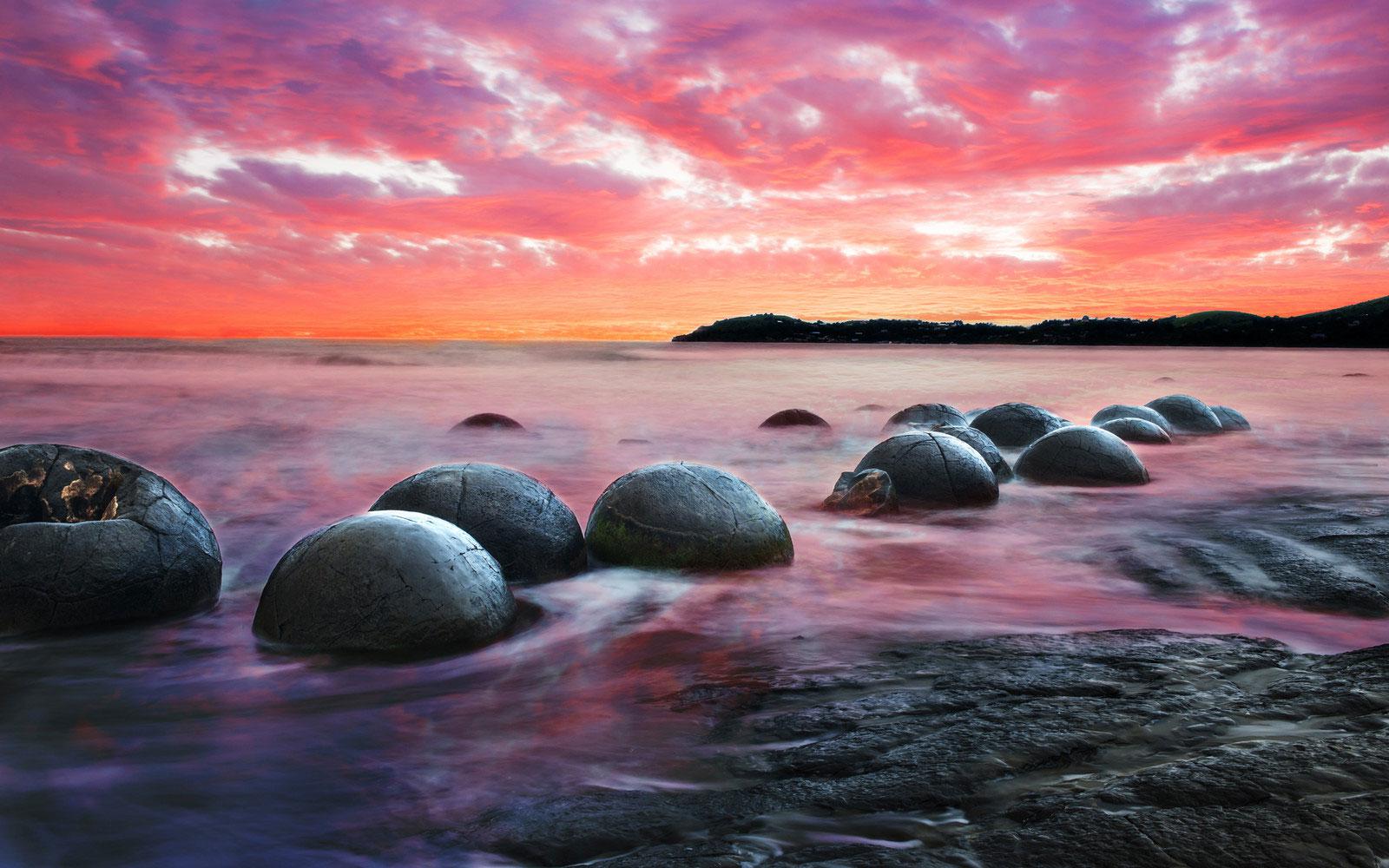 Moeraki Boulders Coast NZ