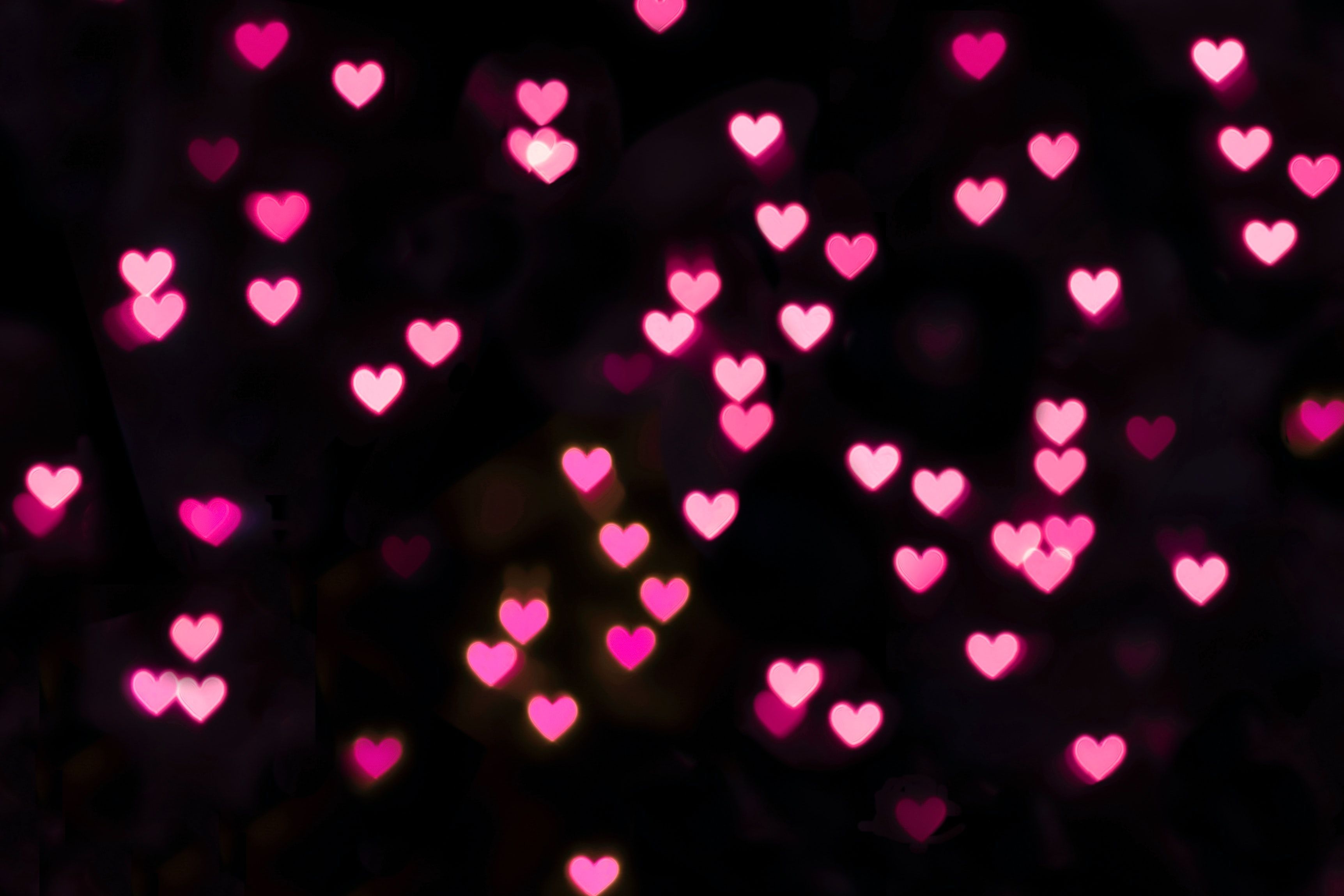 Wallpaper 4K, Illuminated, Black background