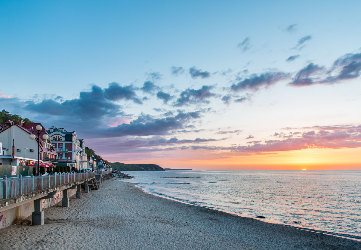 A province by the sea. Nota Bene