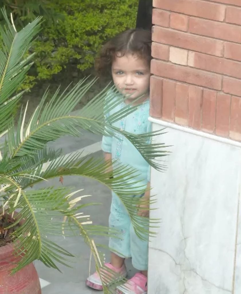 Aina Asif shares some childhood picture