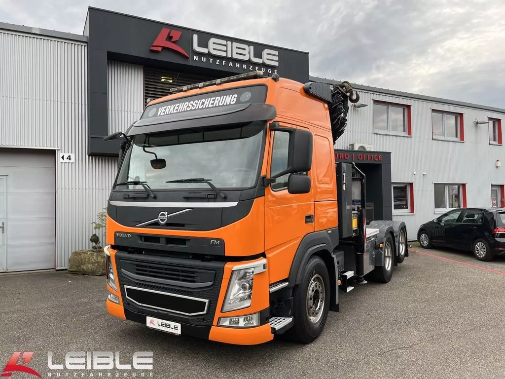 Tractor Truck Volvo FM 500 6x4 Lift