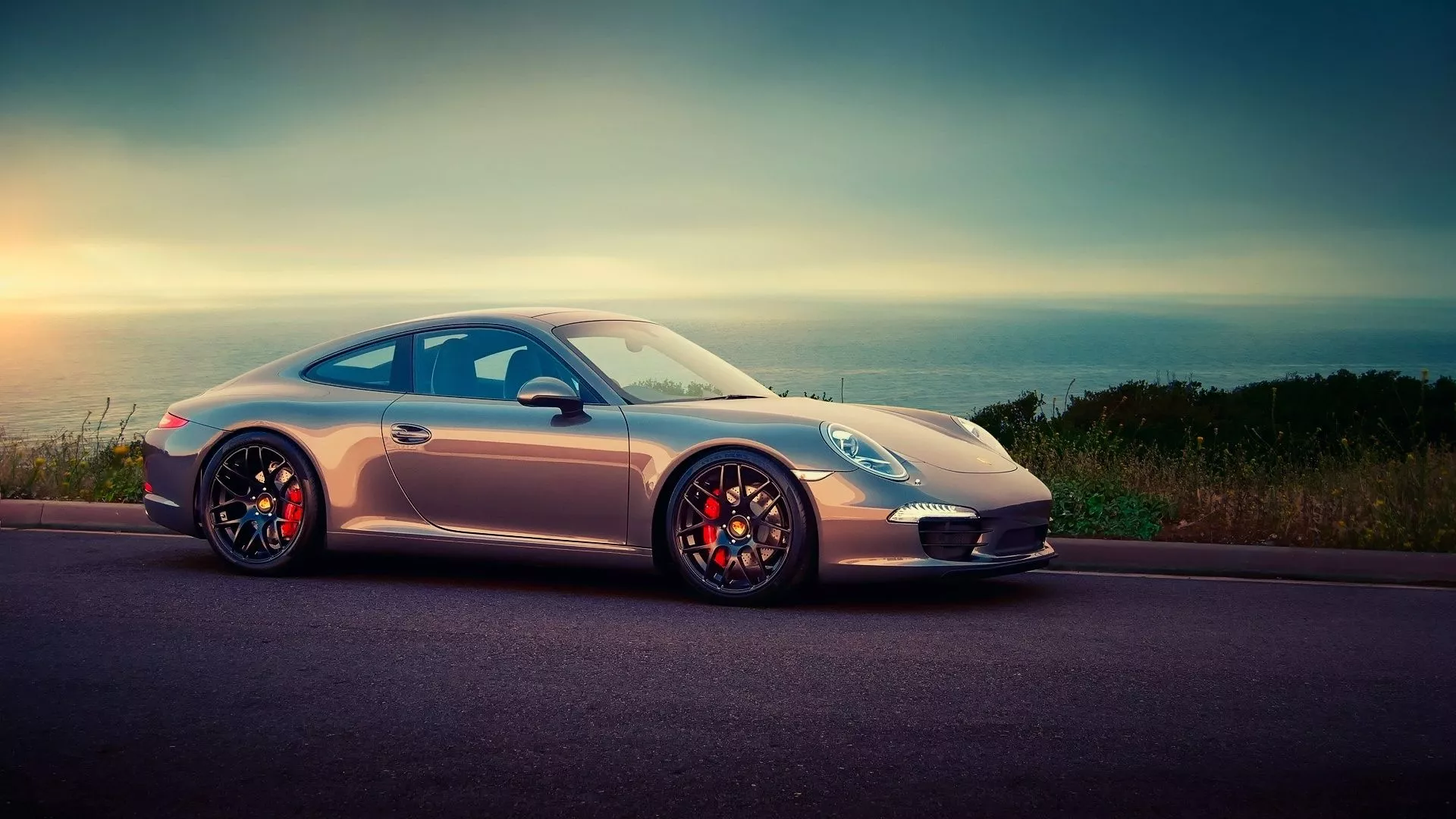 Download Vehicle Porsche HD Wallpaper