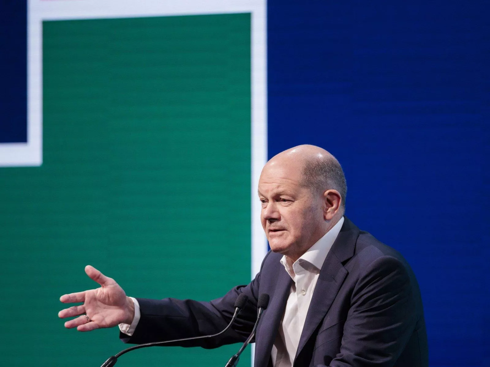Germany's Coalition Collapses, Scholz
