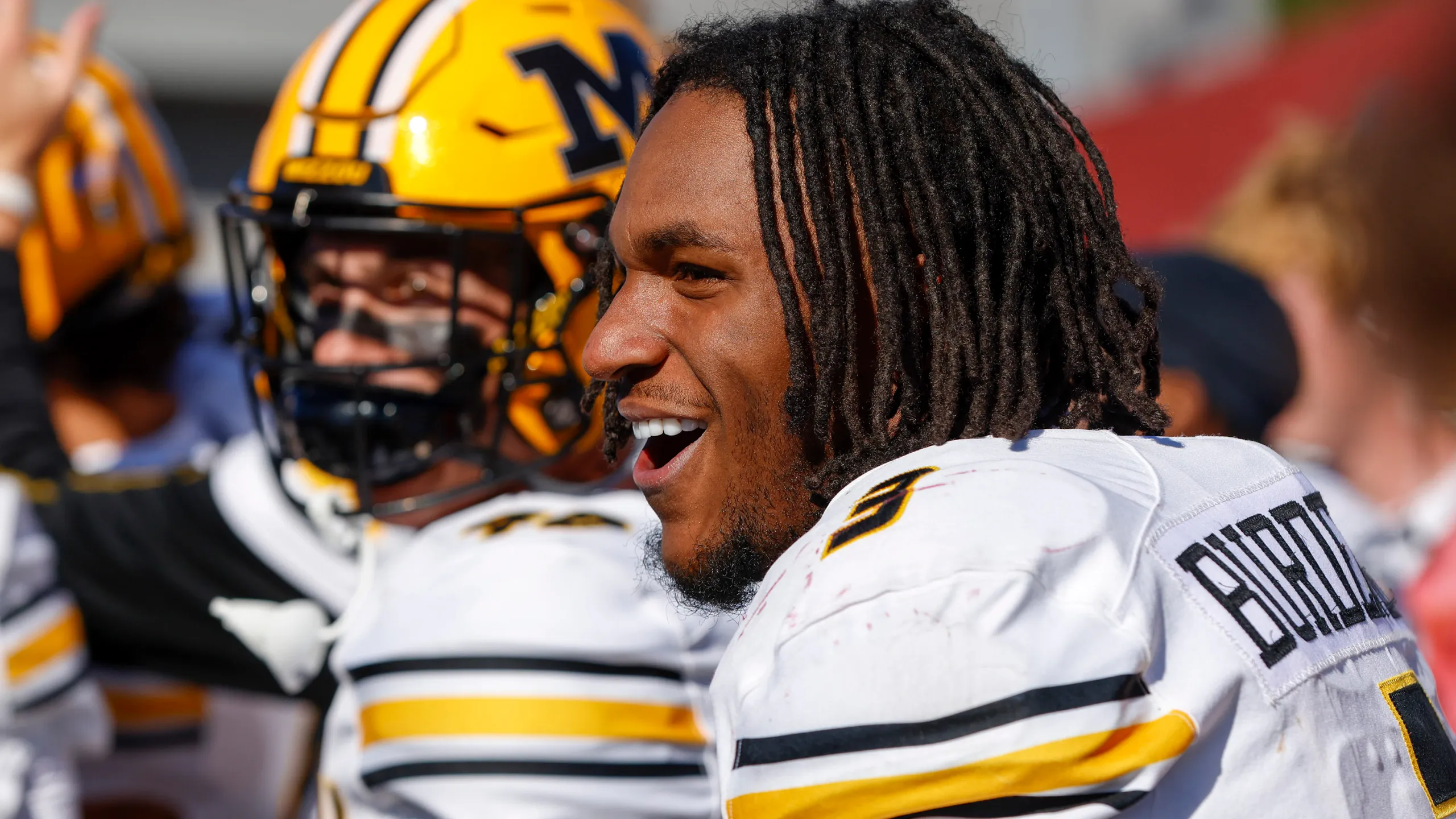 No. 21 Missouri Beat Massachusetts 45 3