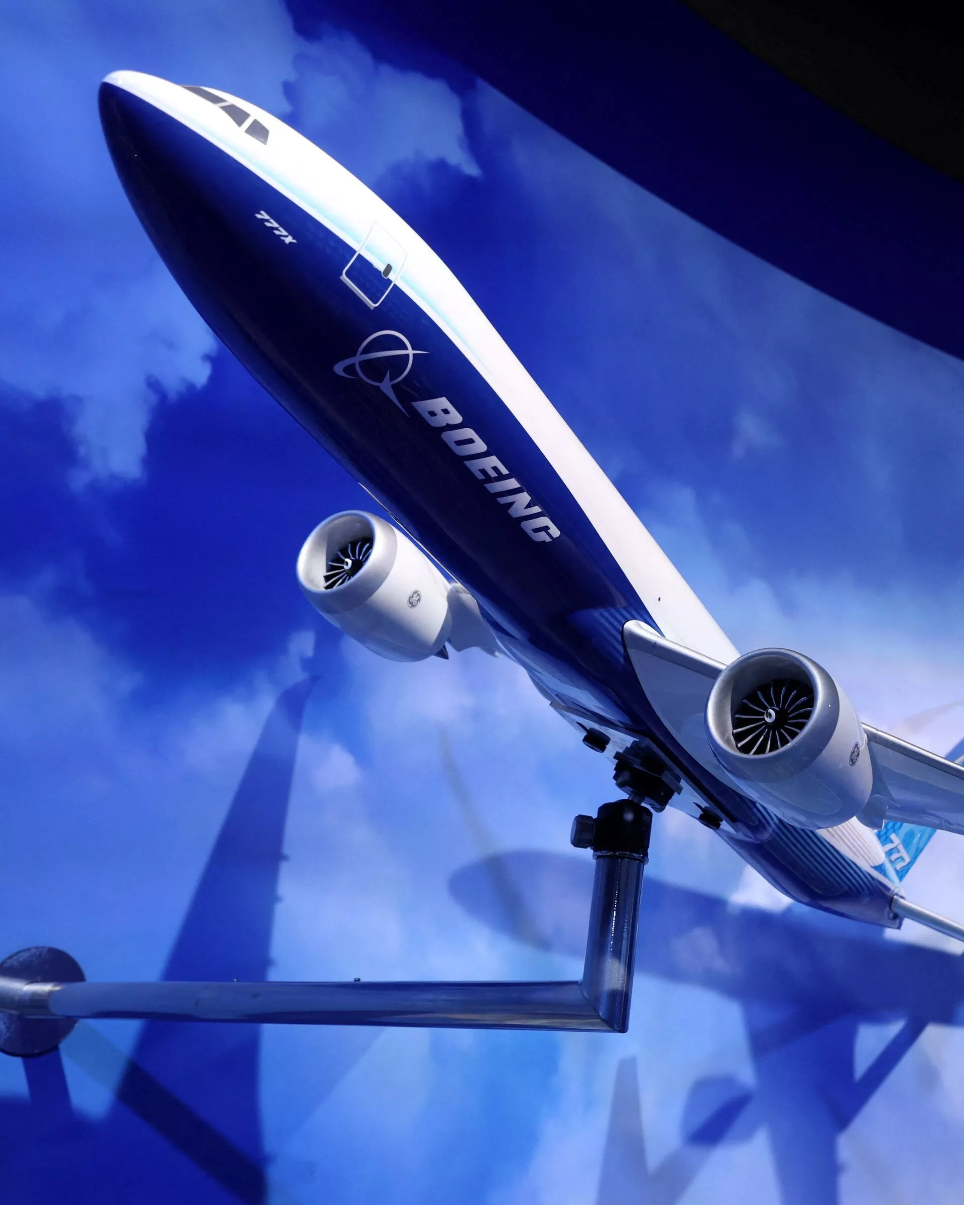 Boeing resumes 777X flight testing