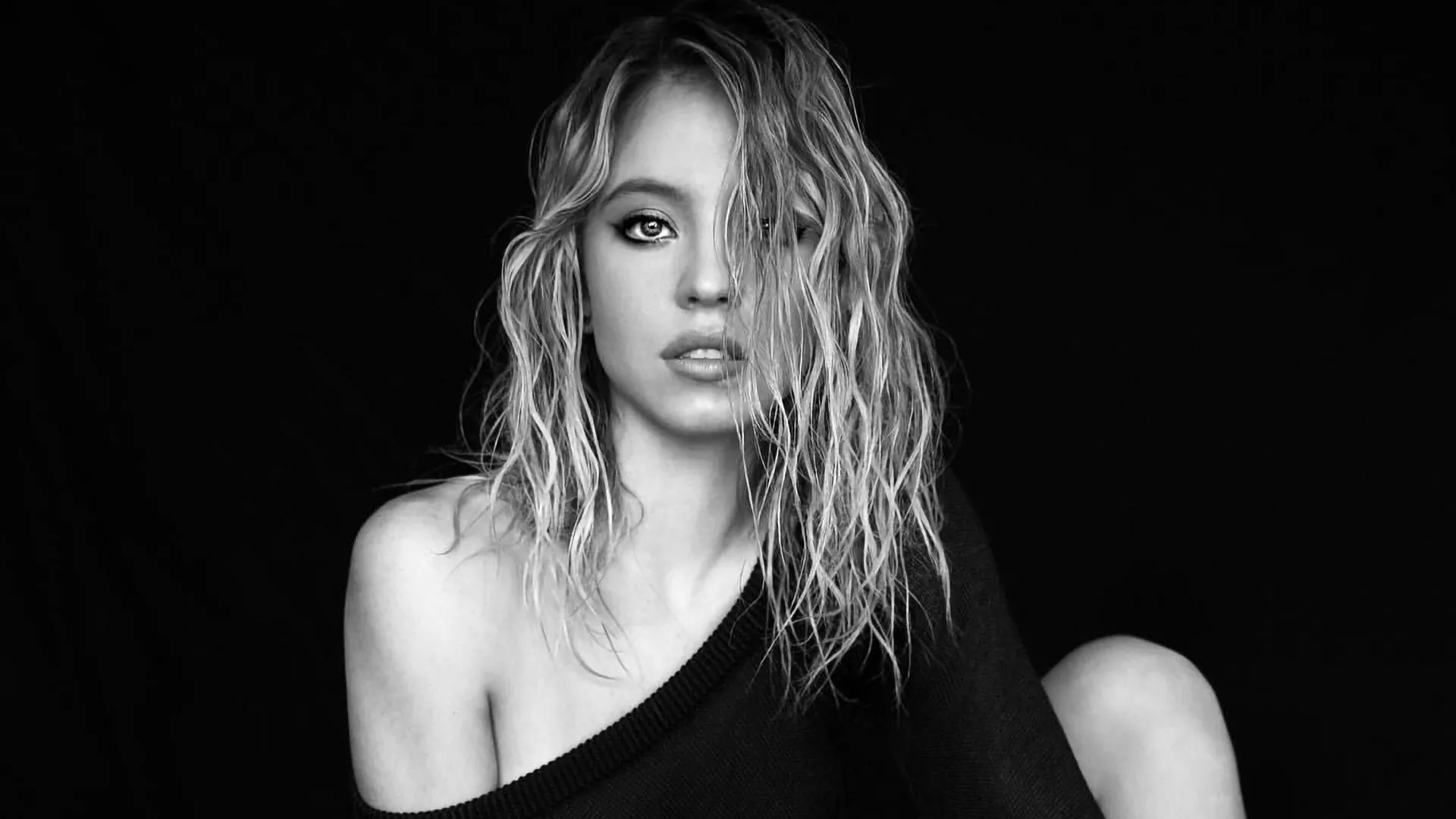 Sydney Sweeney Monochrome HD Wallpaper