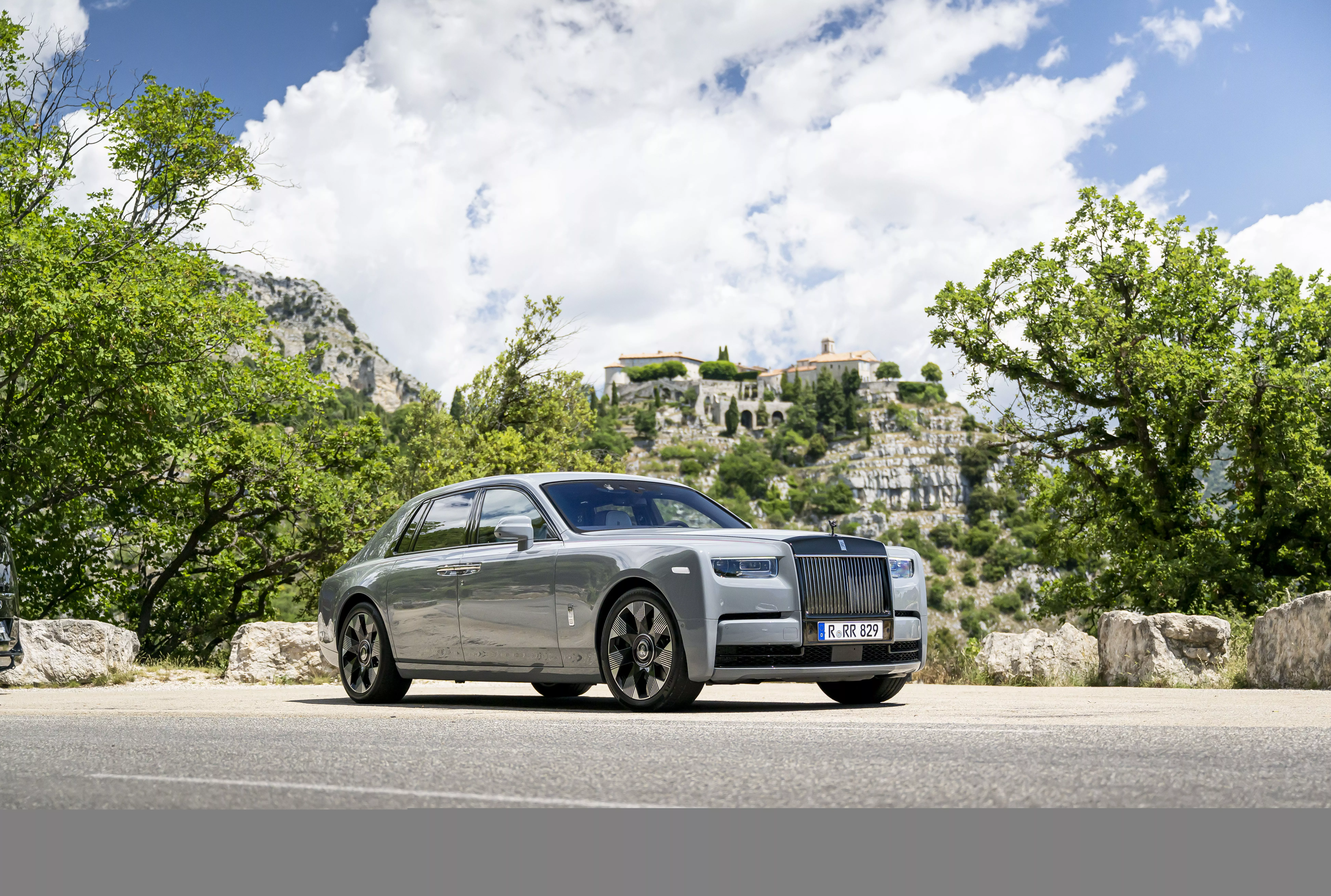 Download Vehicle Rolls Royce Phantom 8k