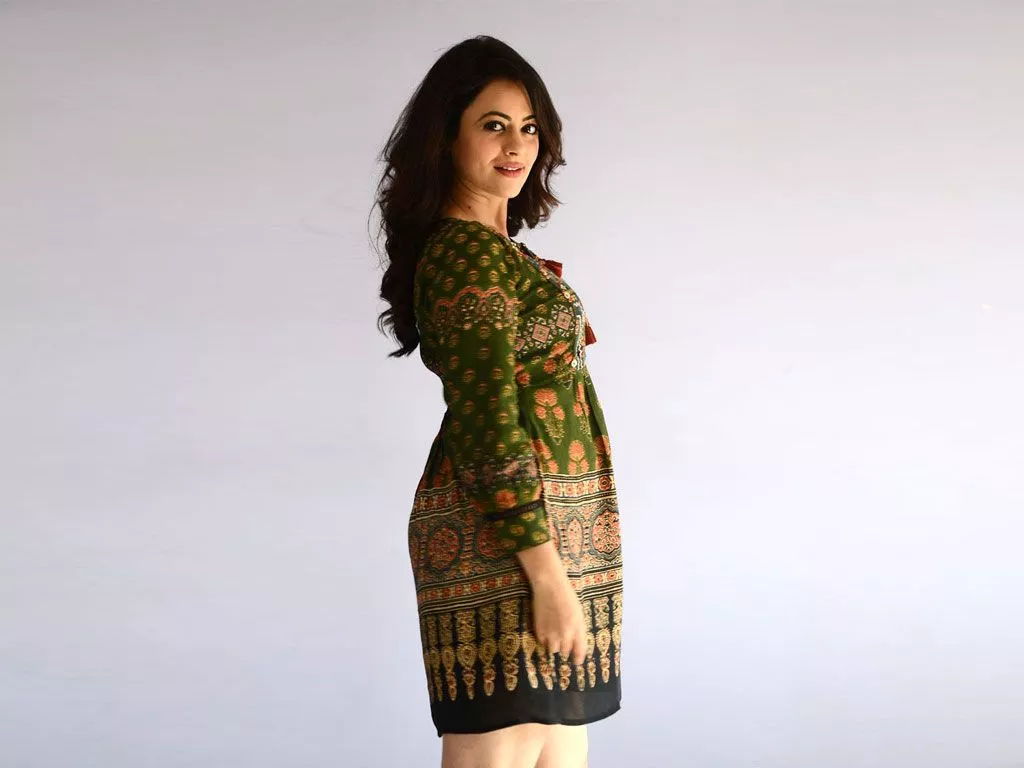 Shruti Sodhi HQ Wallpaper. Shruti