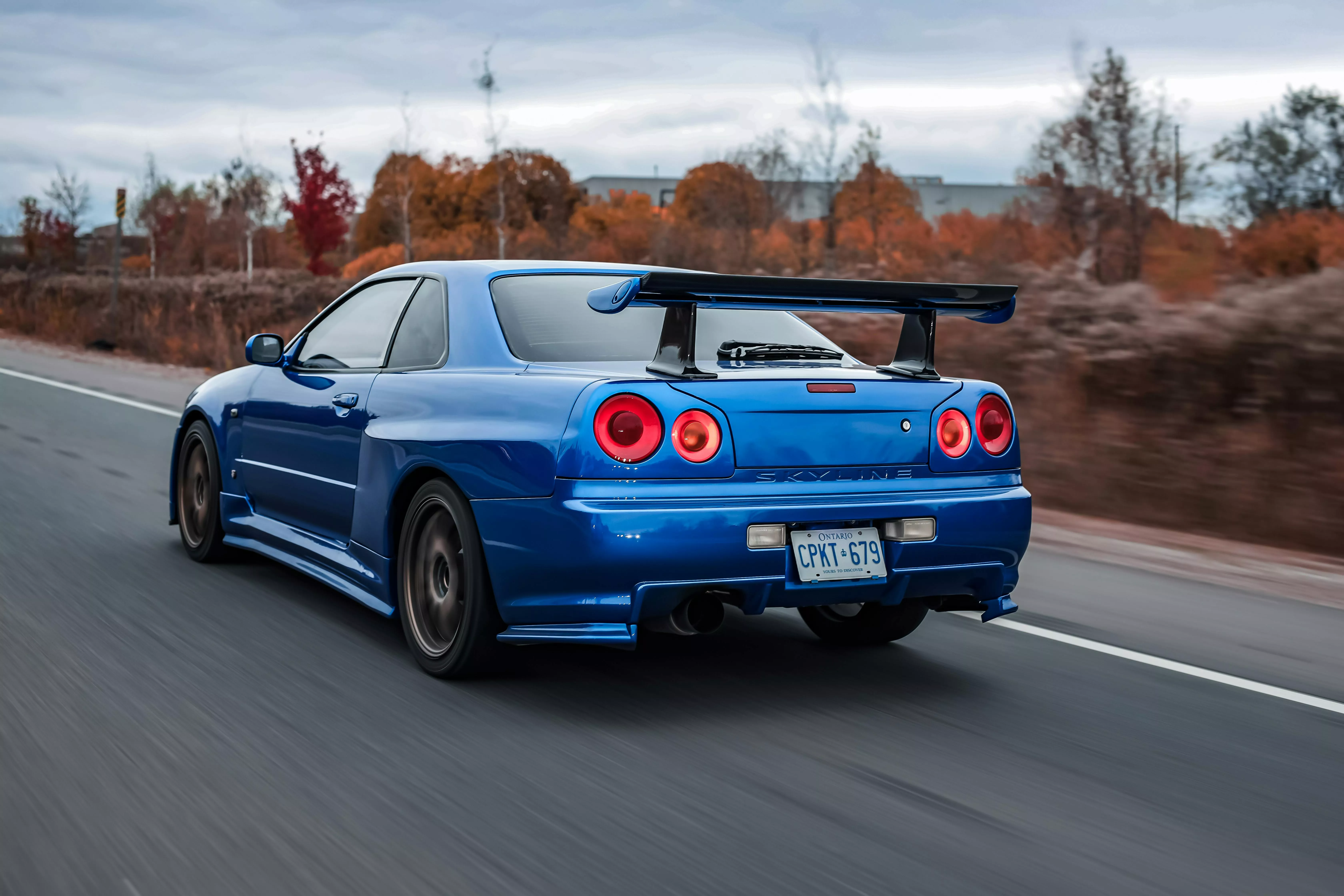 Blue Nissan Skyline · Free