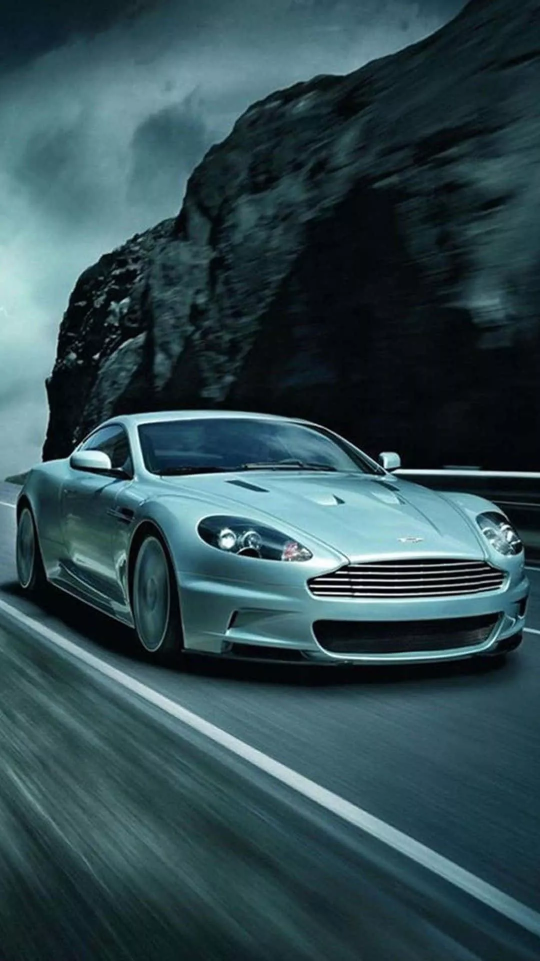Download Aston Martin Db9 Wallpaper