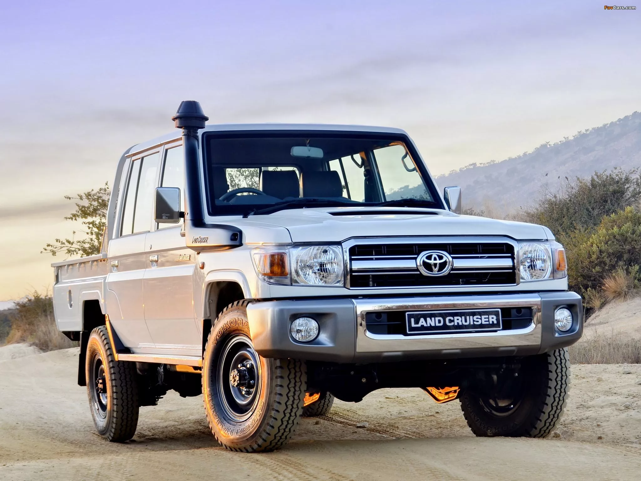 Toyota Land Cruiser Double Cab LX ZA