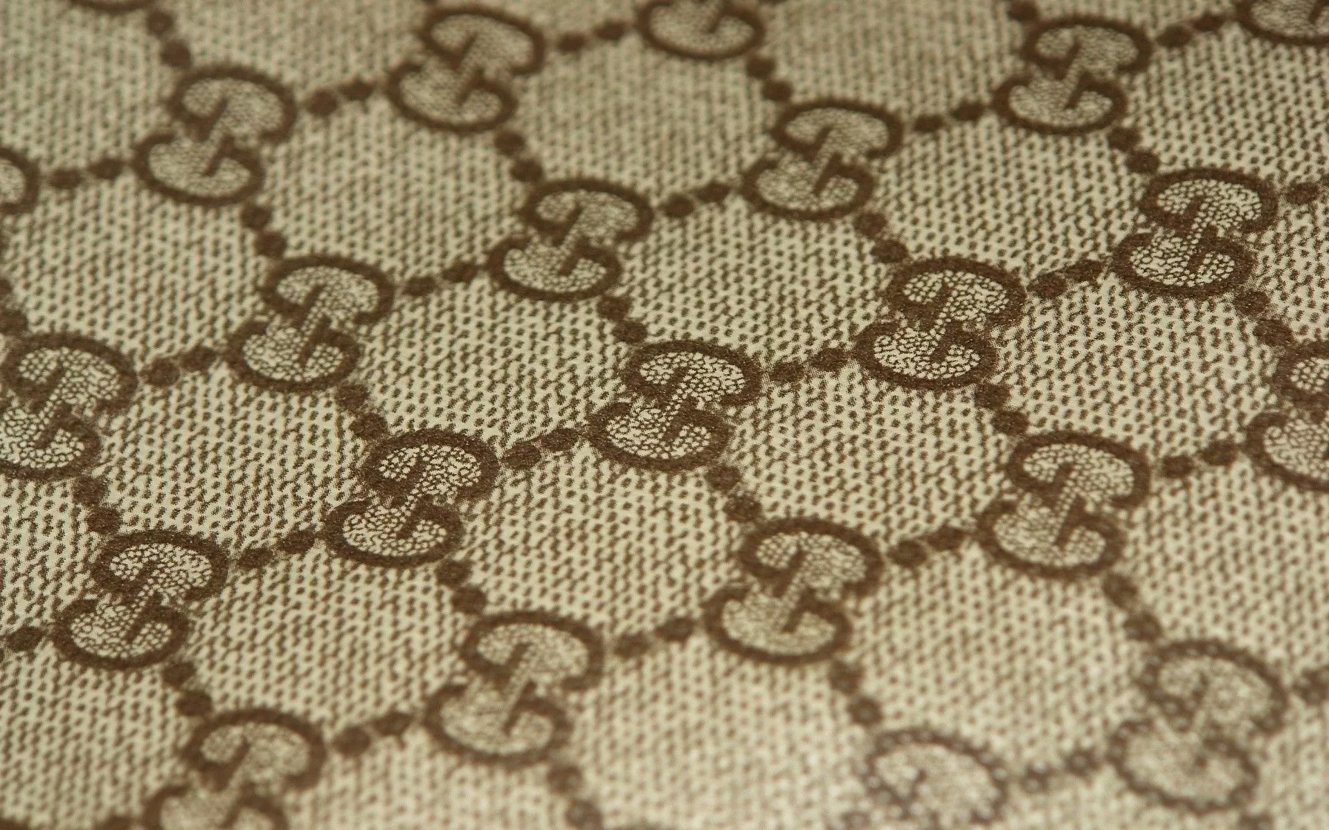 Download Man Made Gucci HD Wallpaper