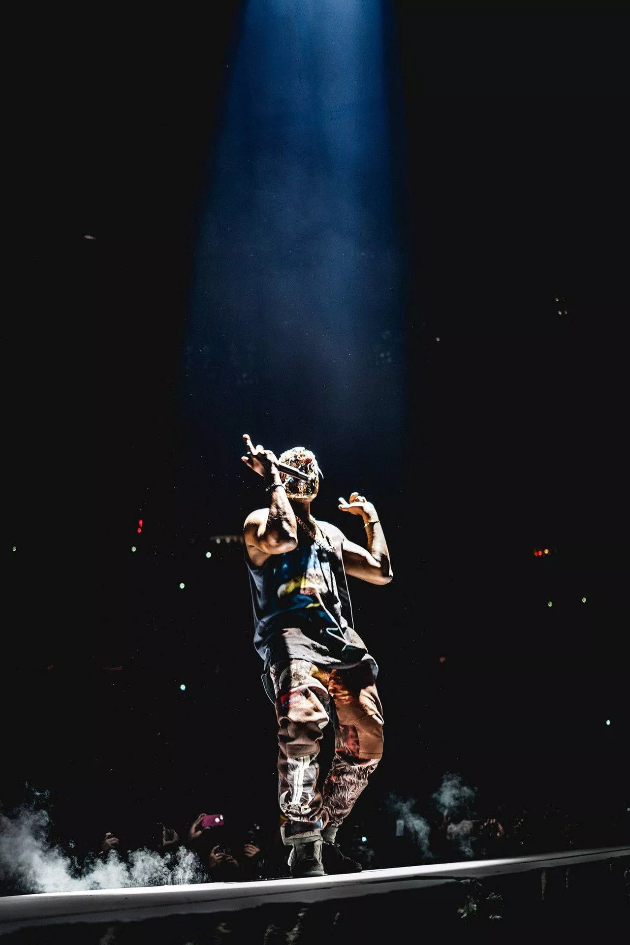 On Stage Kanye West Android Wallpaper
