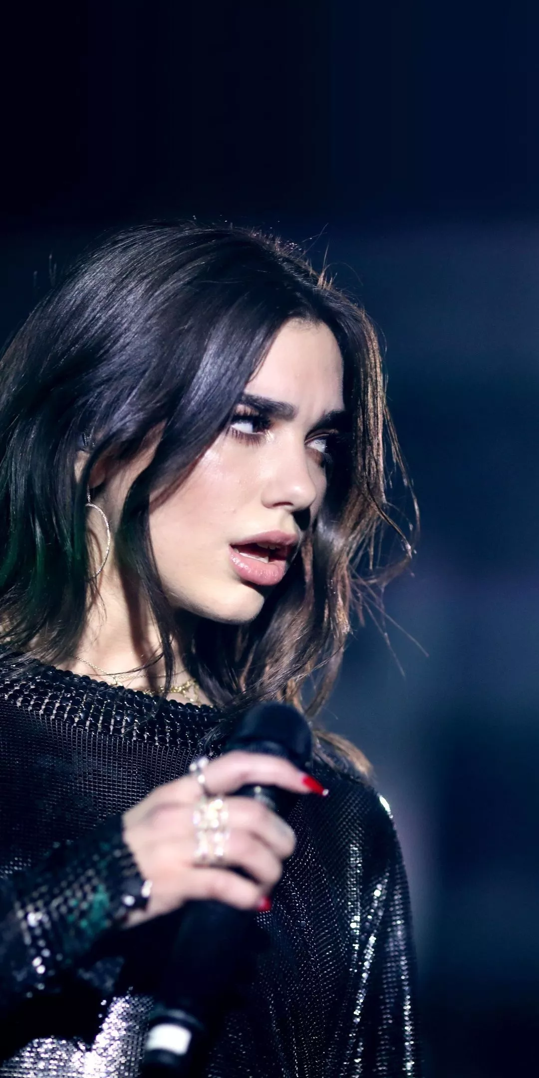 Performance, gorgeous, singer, Dua Lipa