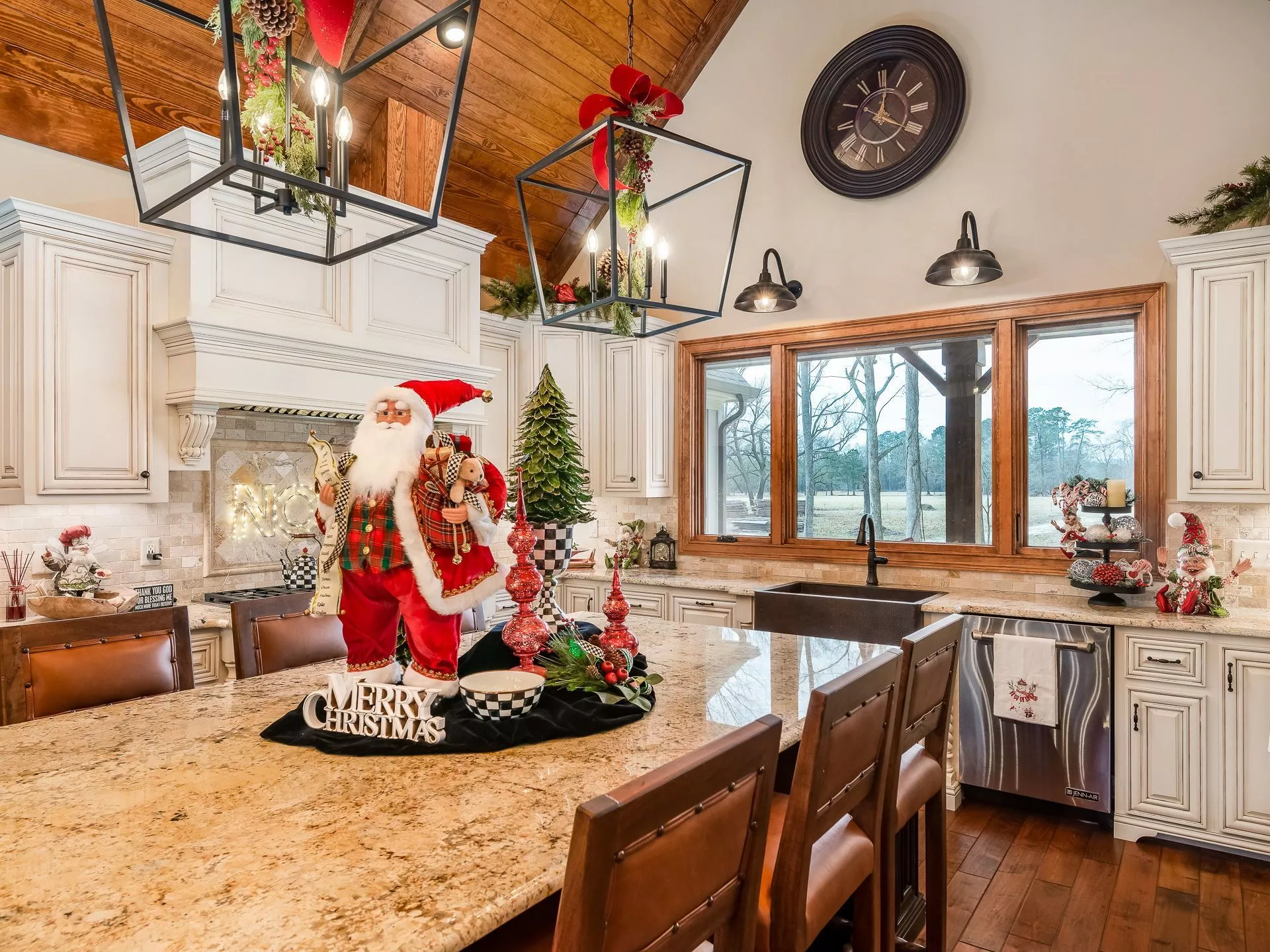 Holiday Christmas Decor Kitchen