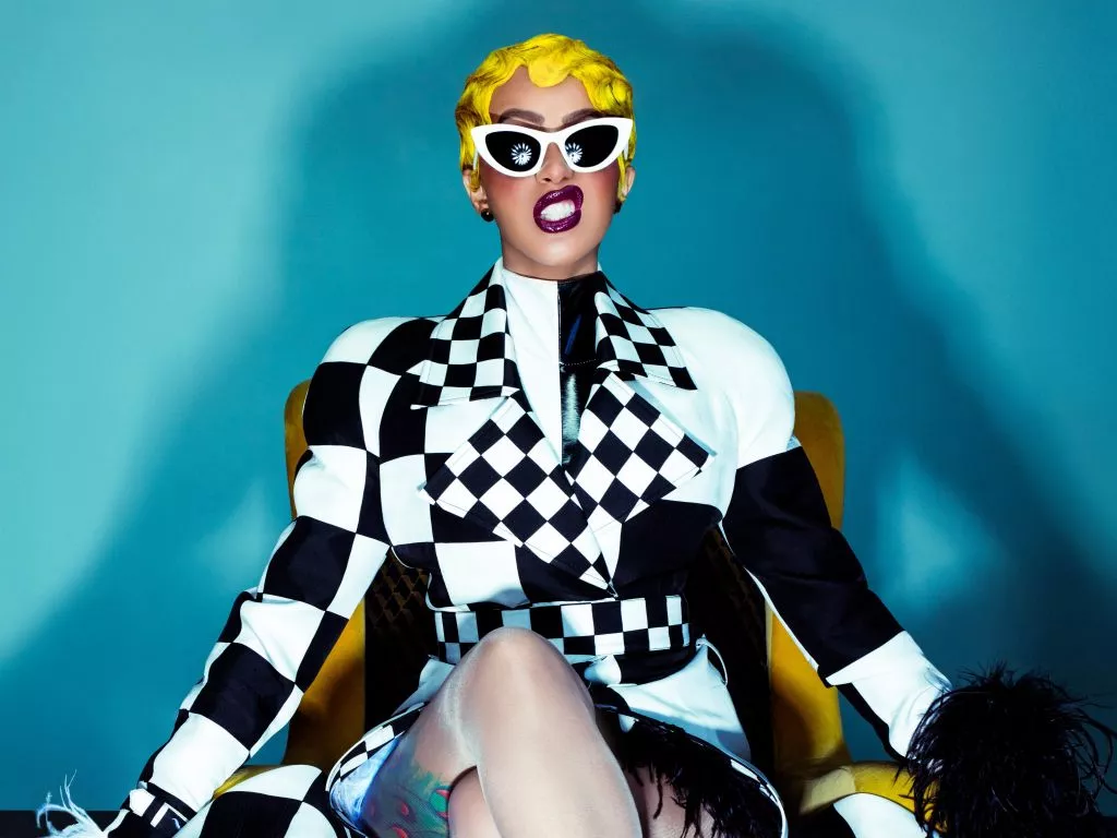 Wallpaper cardi b, american rapper