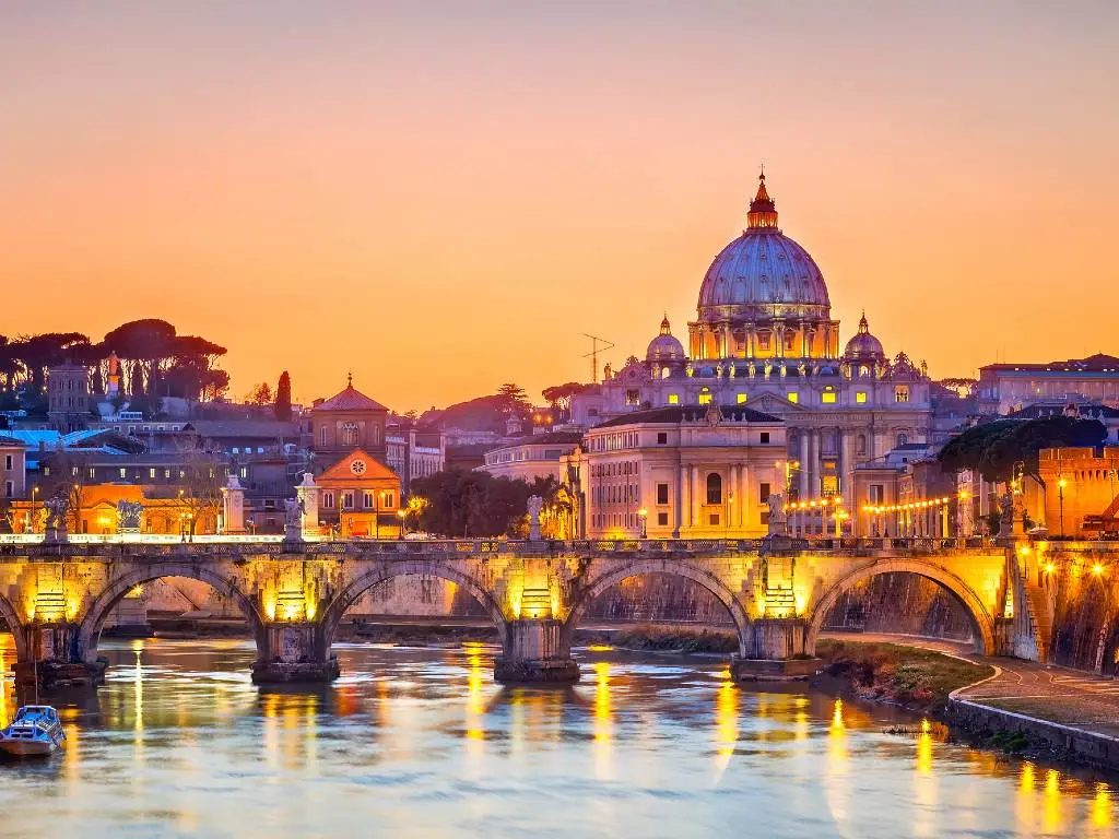 Rome: The Eternal Italian City That