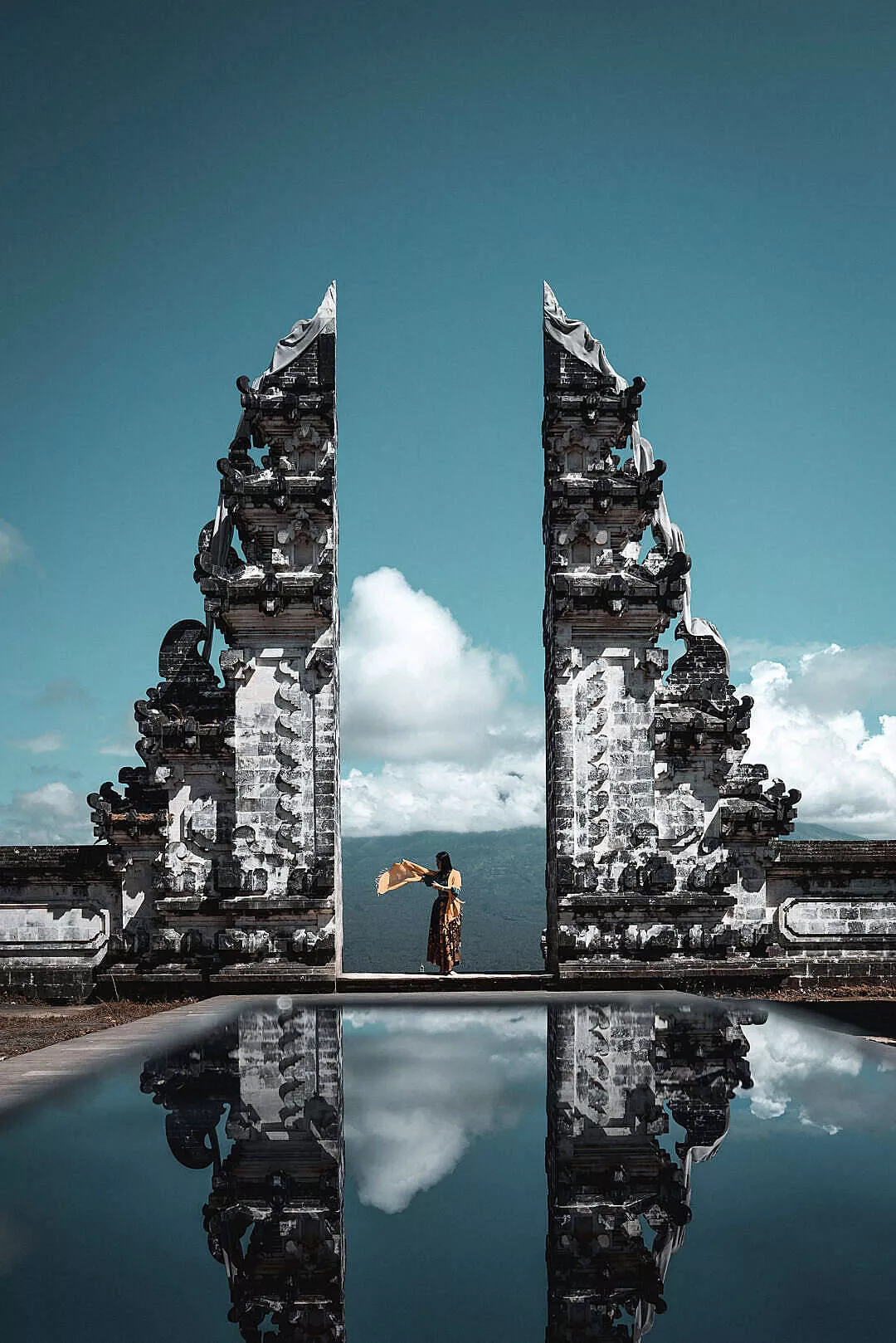 Gates Of Heaven Bali Old iPhone