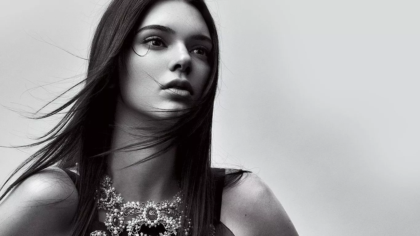 Kendall Jenner Bw Model