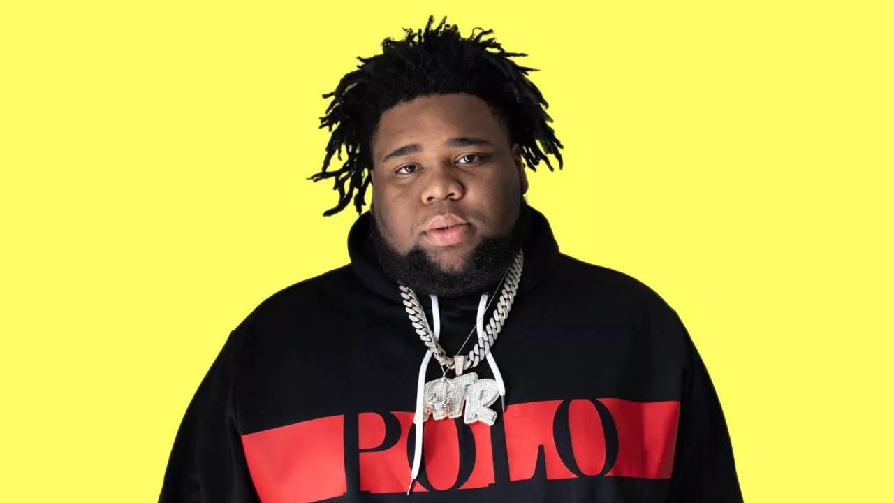 American Rapper Rod Wave In Yellow