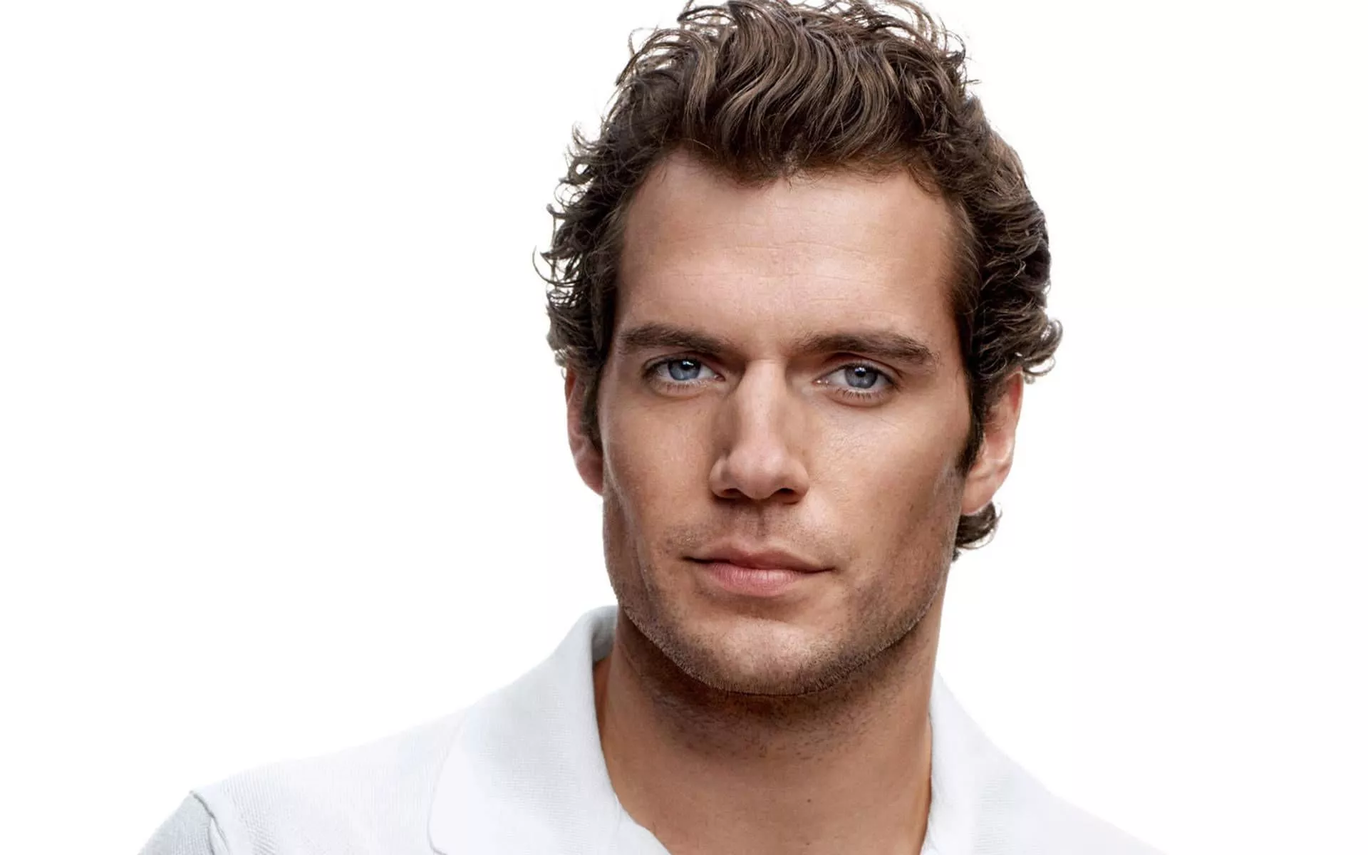 Download Minimalist Shot Henry Cavill