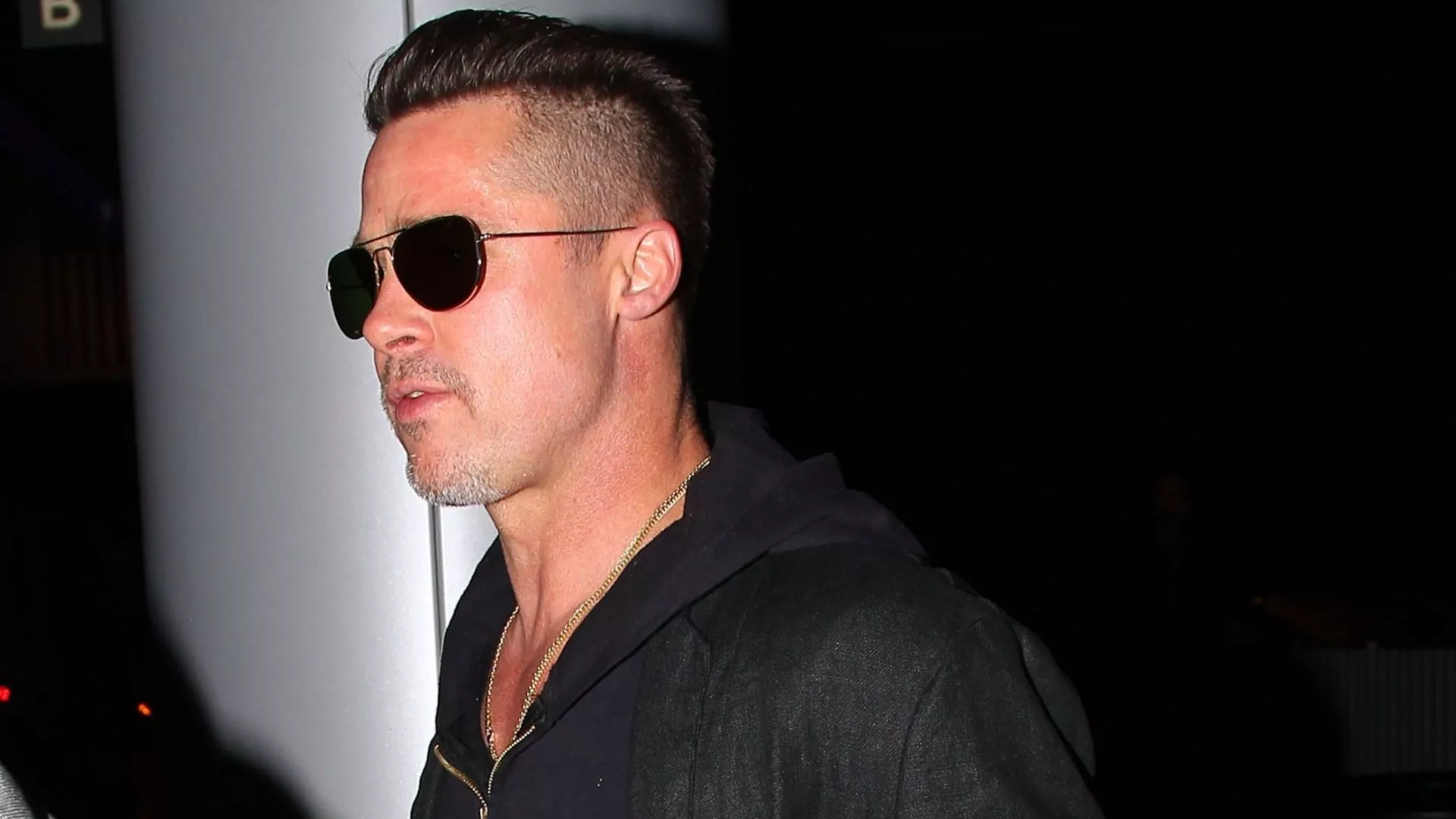 Brad Pitt Awesome hair Style wallpaper