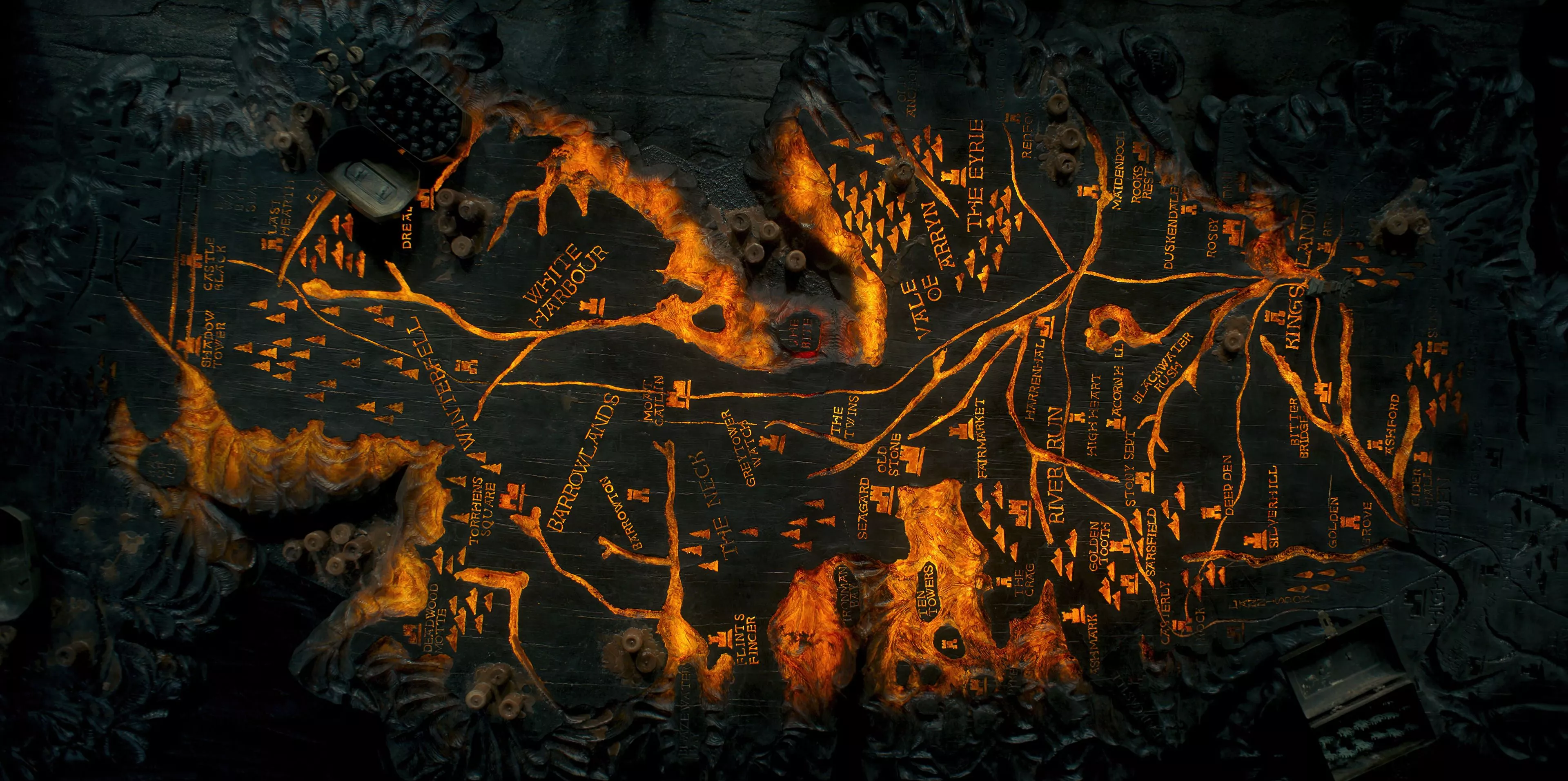 House of Dragon Dragonstone Wallpaper