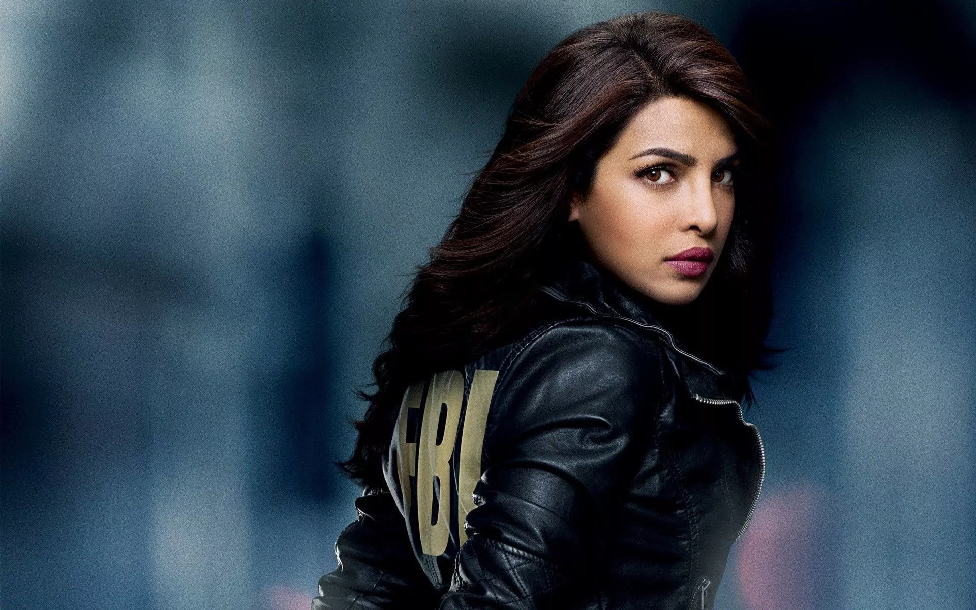 HD Wallpaper of a Talented Actress