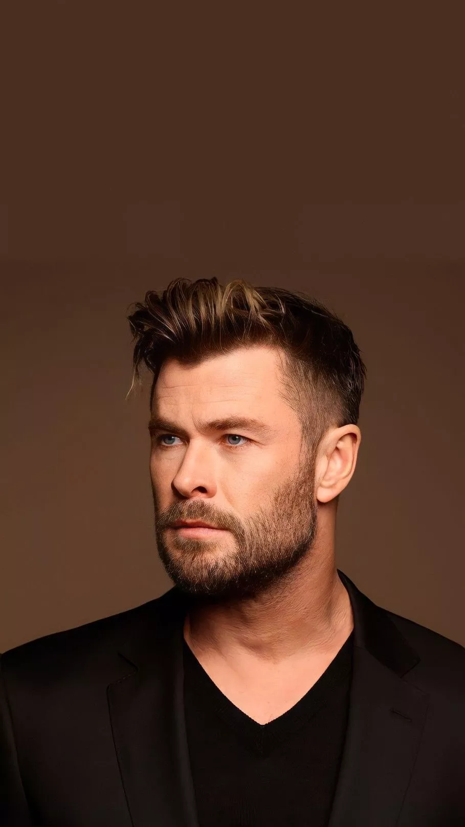 Chris Hemsworth wallpaper