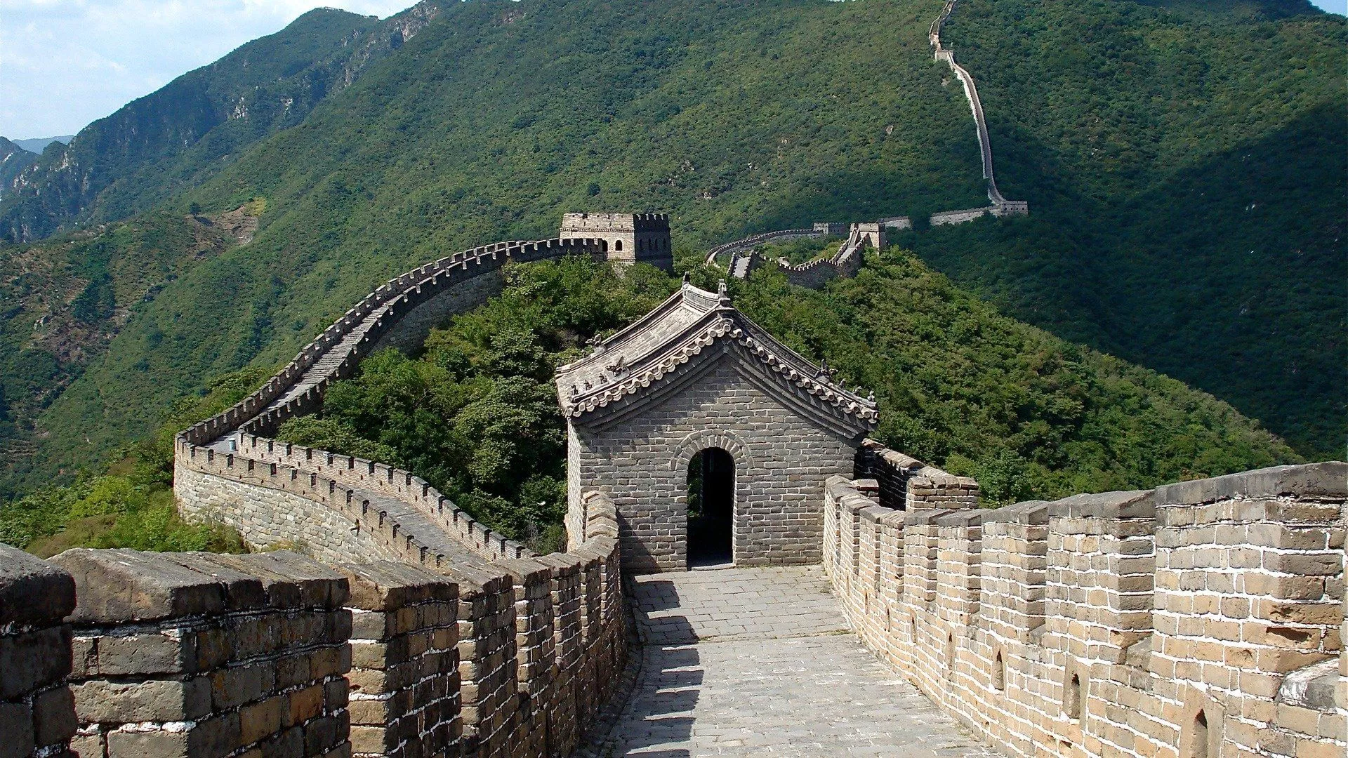 Majestic Great Wall of China HD Wallpaper