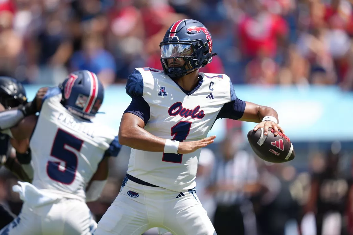 UConn football vs. FAU: TV info, by