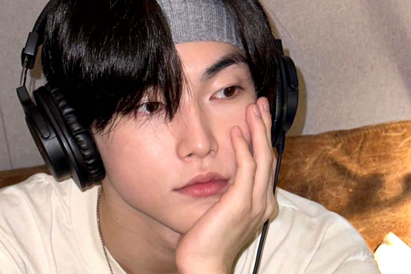 Photos Leaked Of K Pop Star