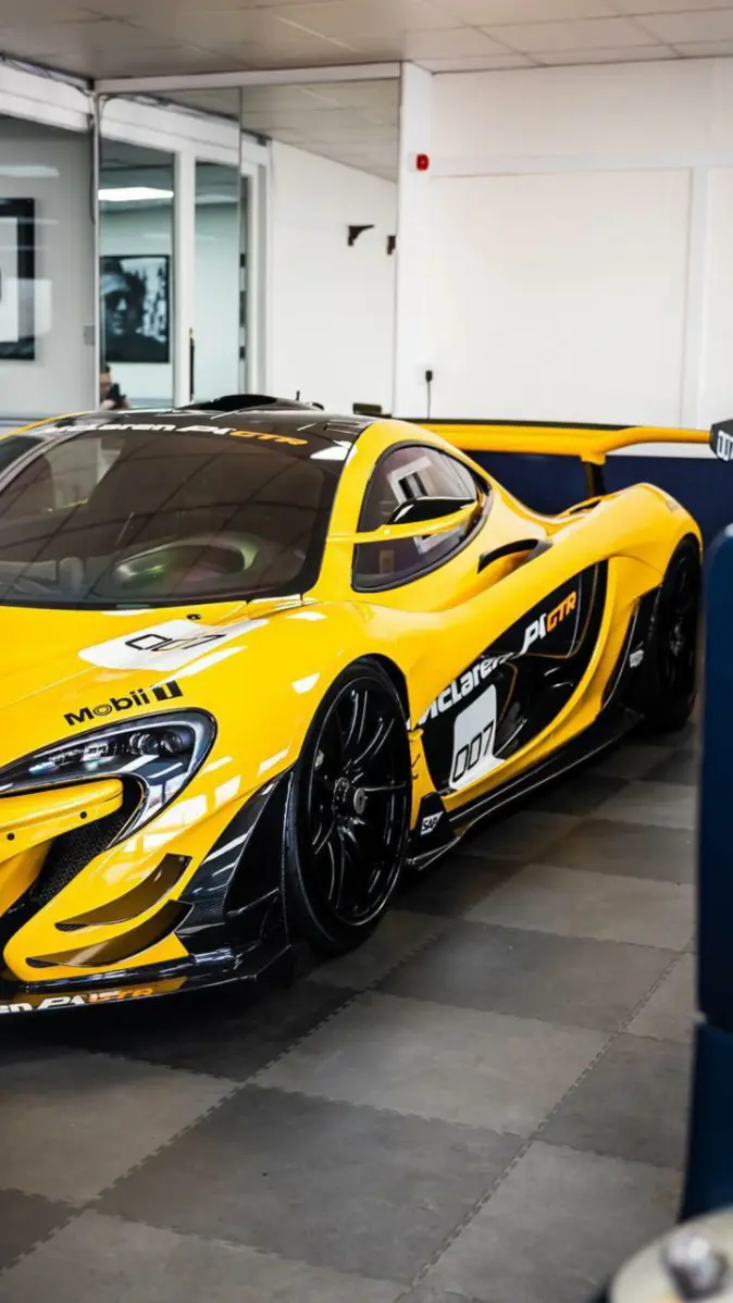McLaren P1 GTR wallpaper