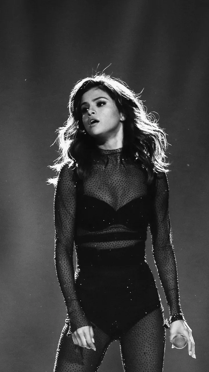 Selena Gomez, performance, on stage