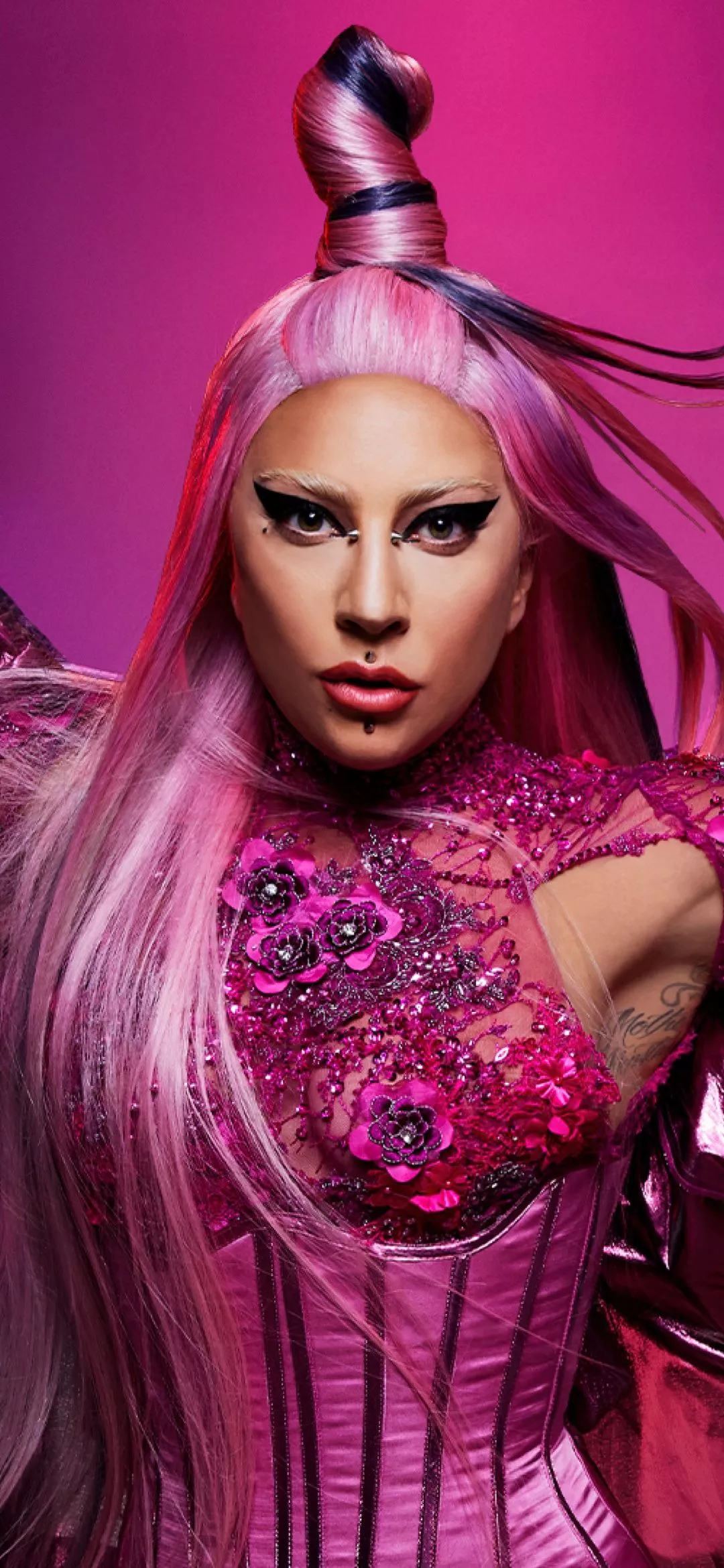 Lady Gaga Wallpaper 4K, Pink background