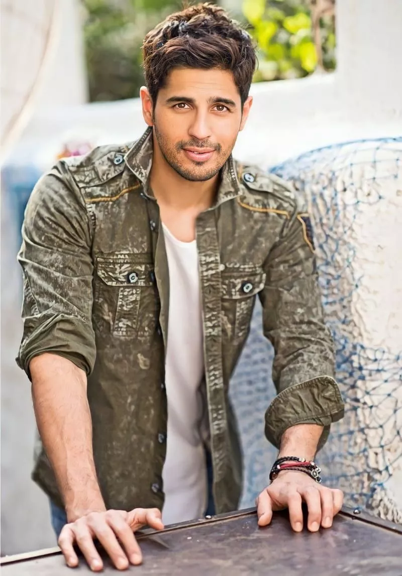 HD sidharth malhotra wallpaper