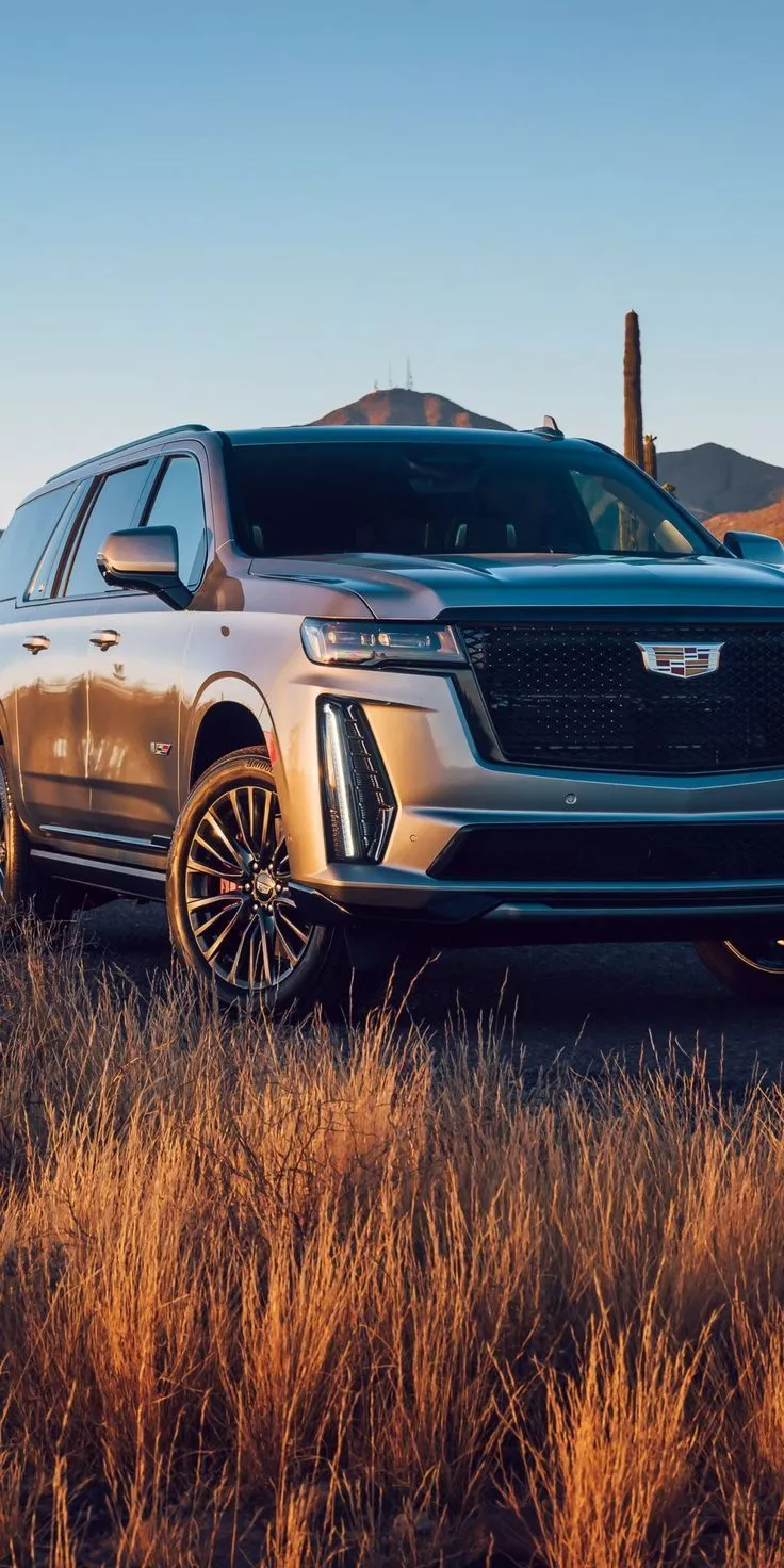 cadillac escalade luxury suv 2021