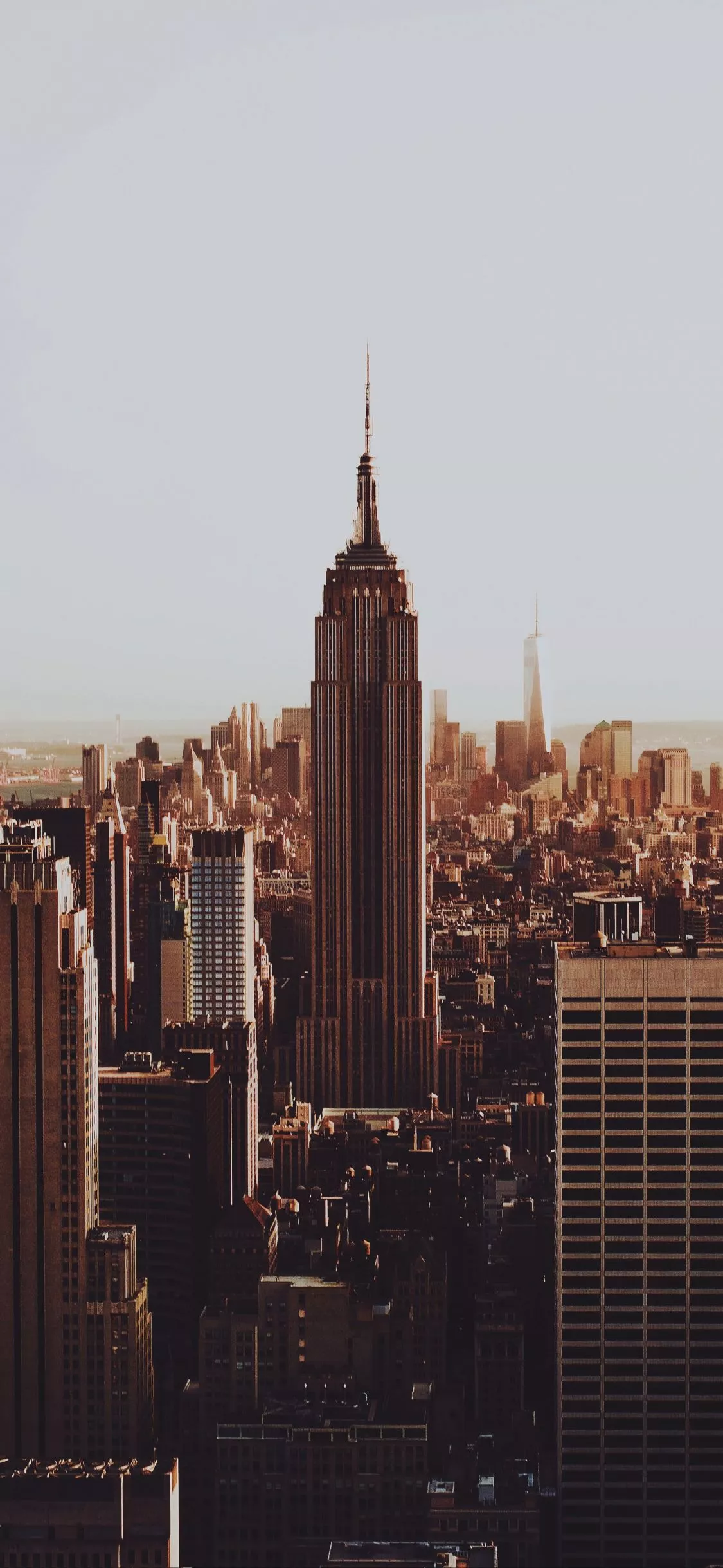 Download wallpaper 1125x2436 buildings