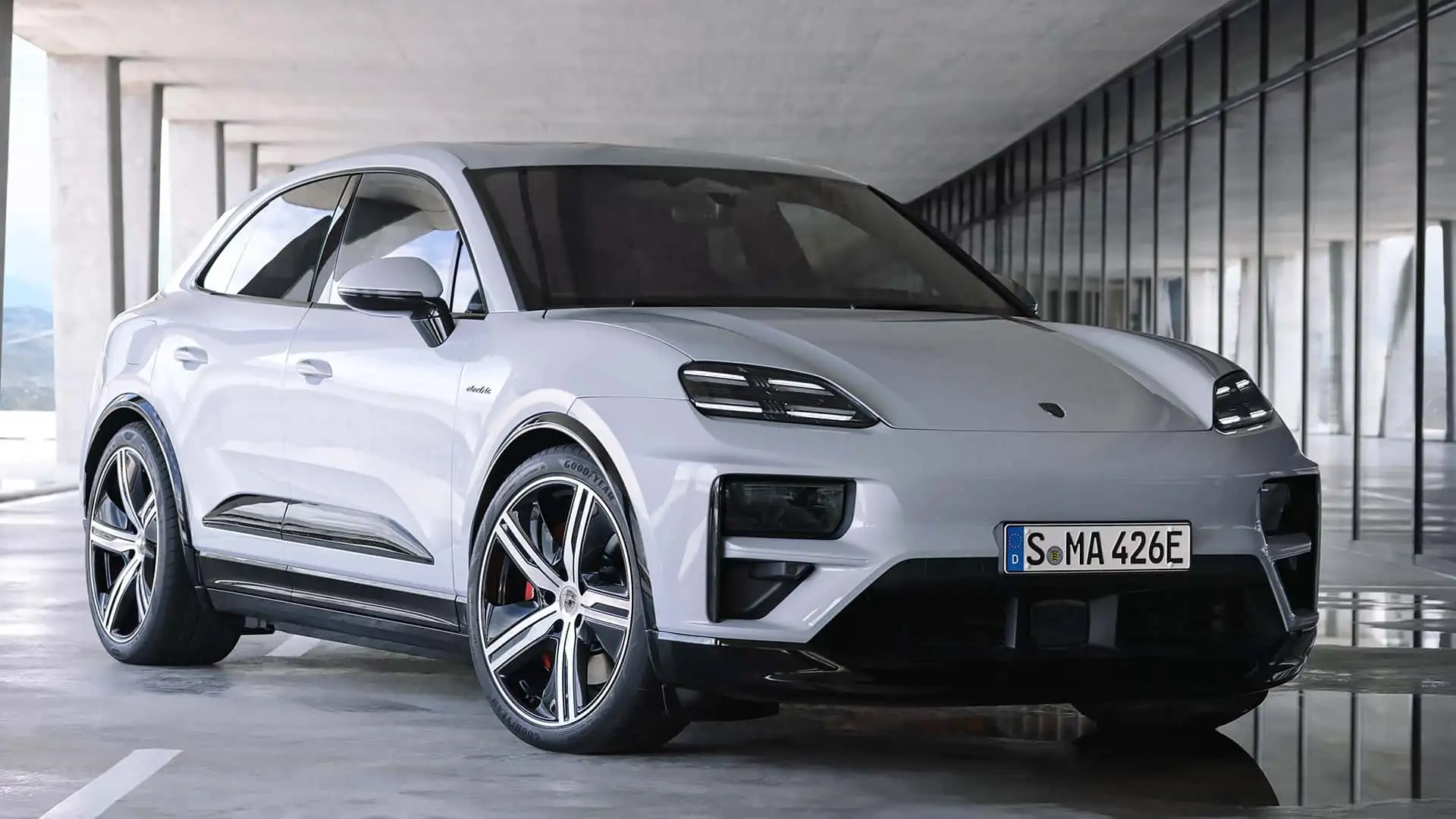 New 2024 Porsche Macan revealed, Turbo