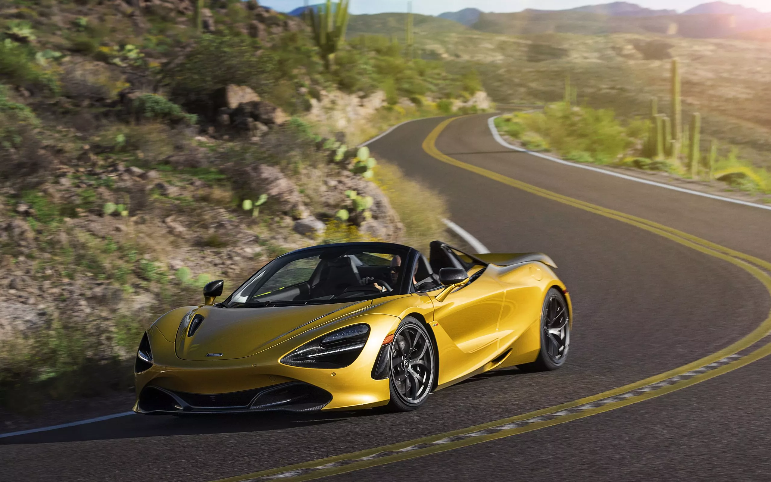 McLaren 720S Spider Wallpaper