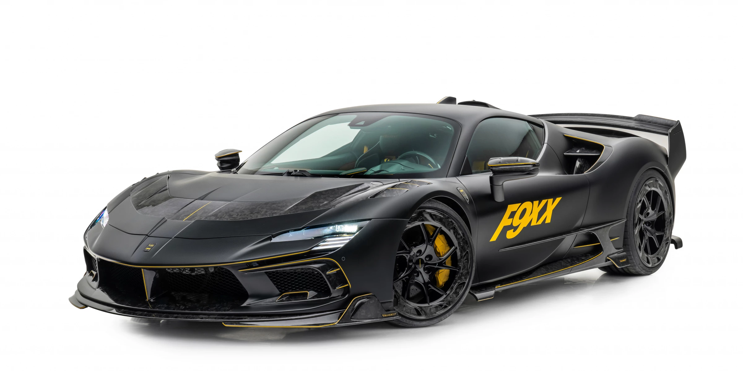 FERRARI SF90 Stradale