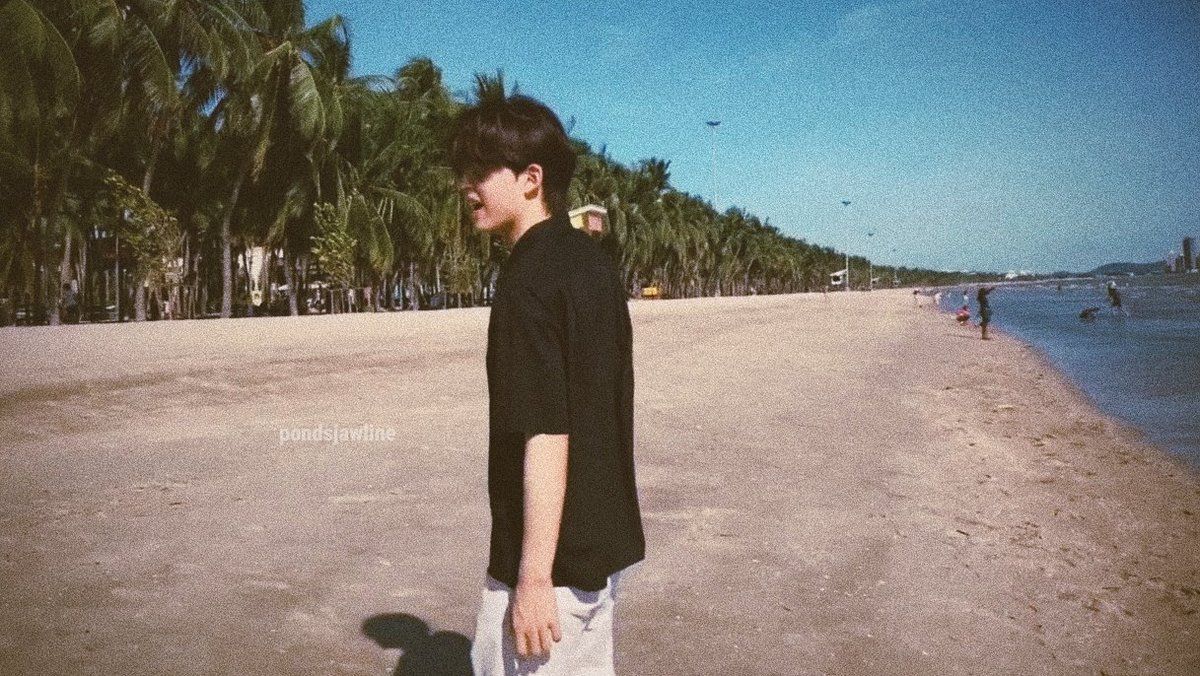 Naravit Lertratkosum