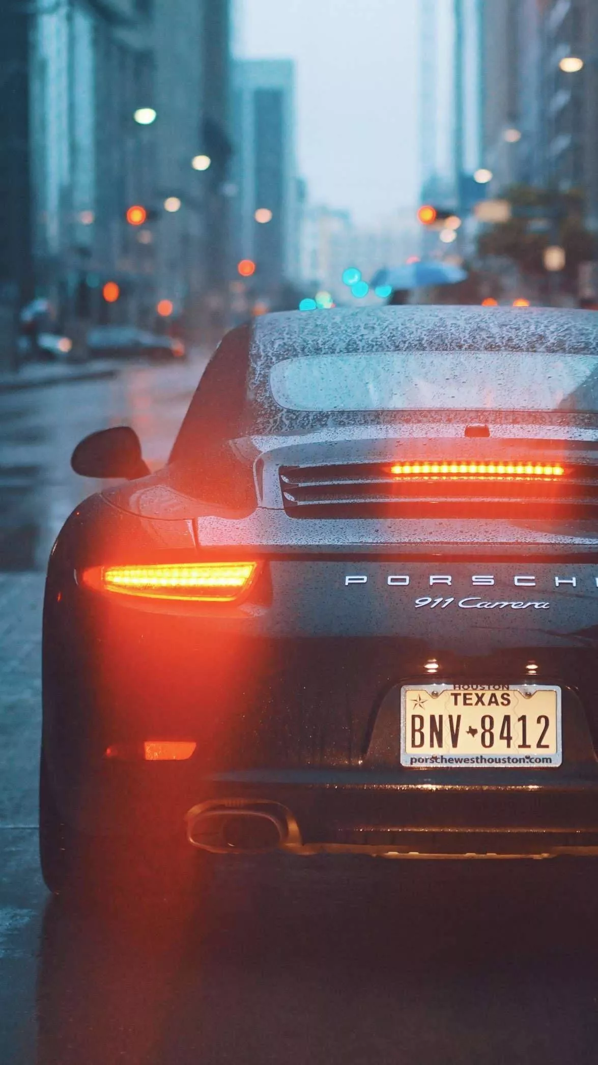 Download Porsche 911 Driving In