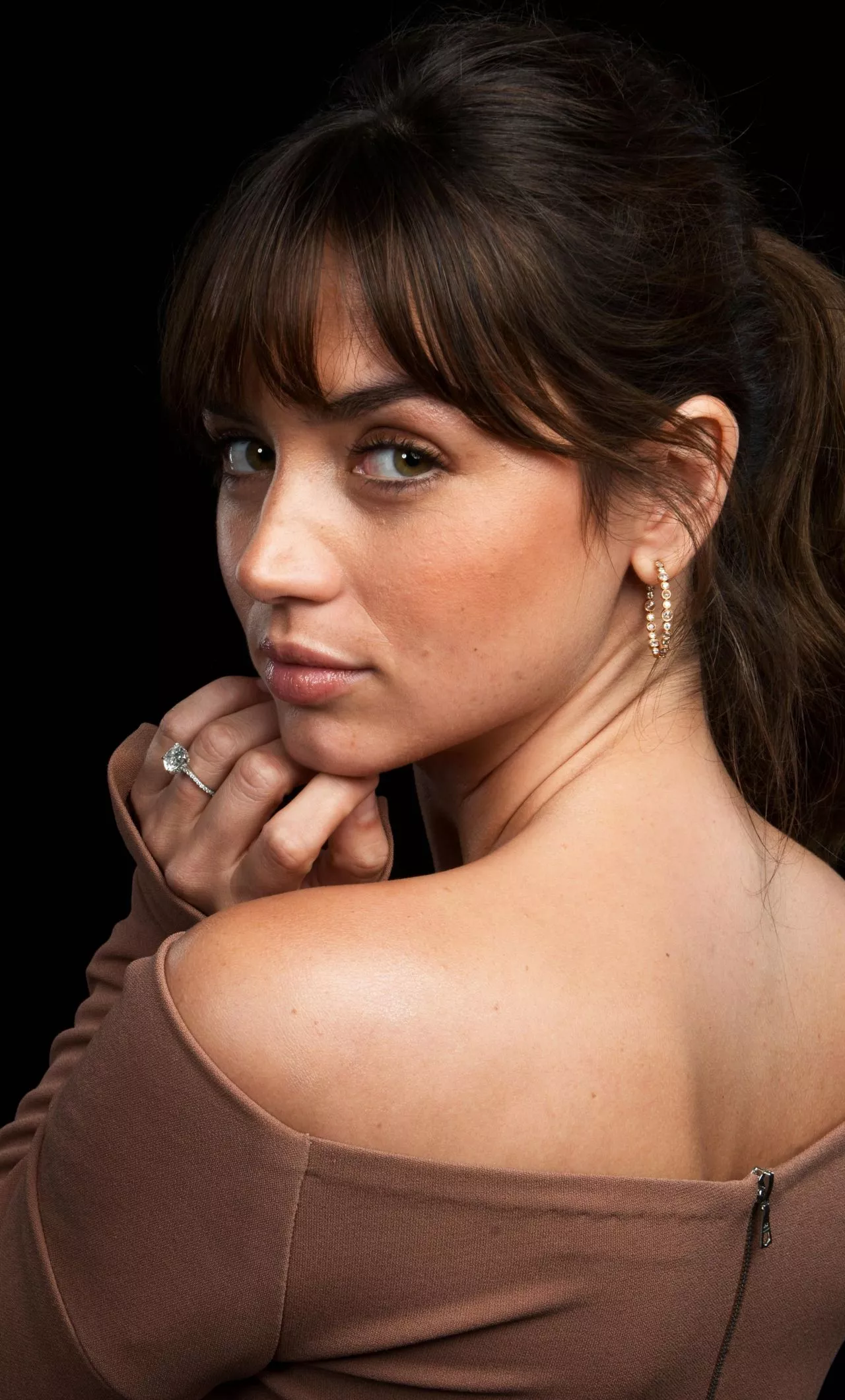 Download wallpaper 1280x2120 ana de