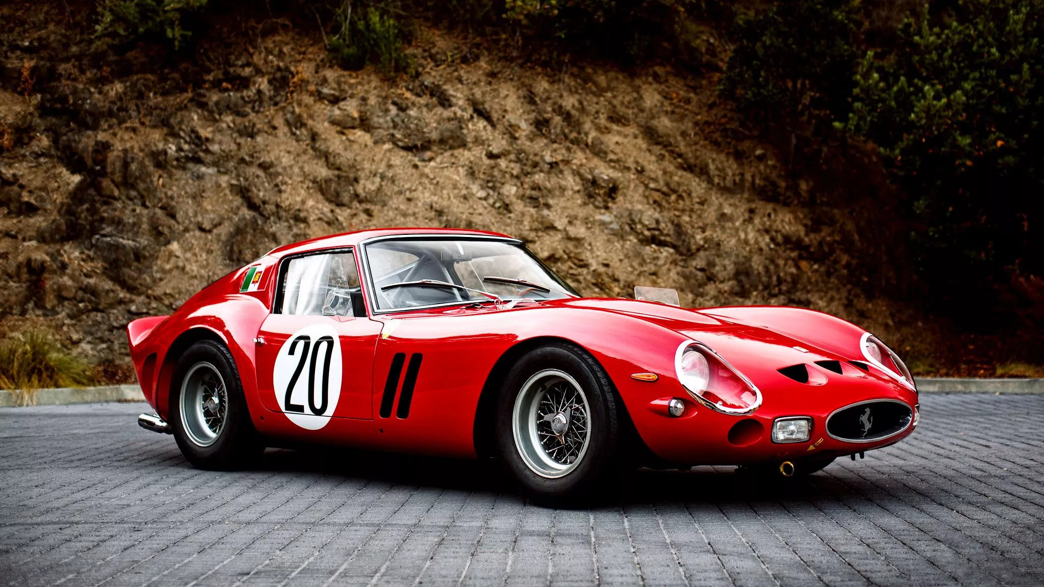 Stunning Ferrari 250 GTO HD Wallpaper