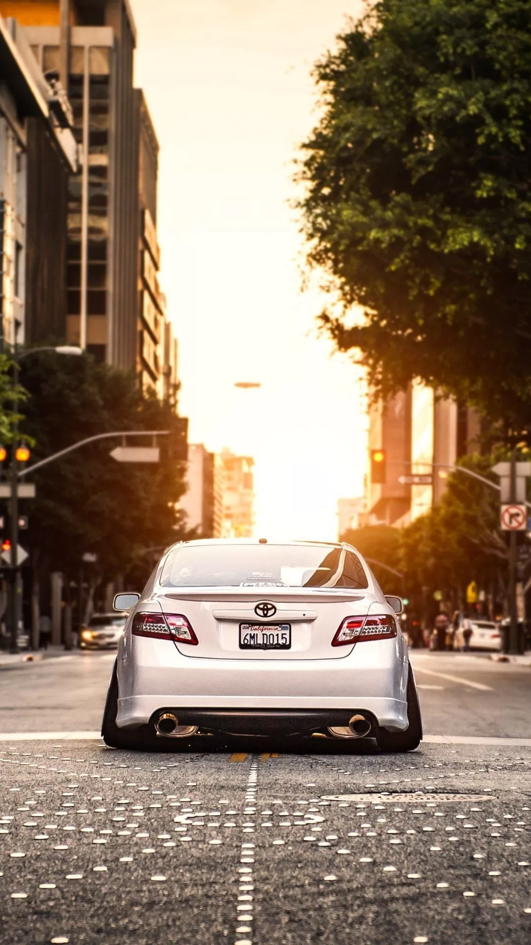 Download Vehicle Toyota Phone Wallpaper