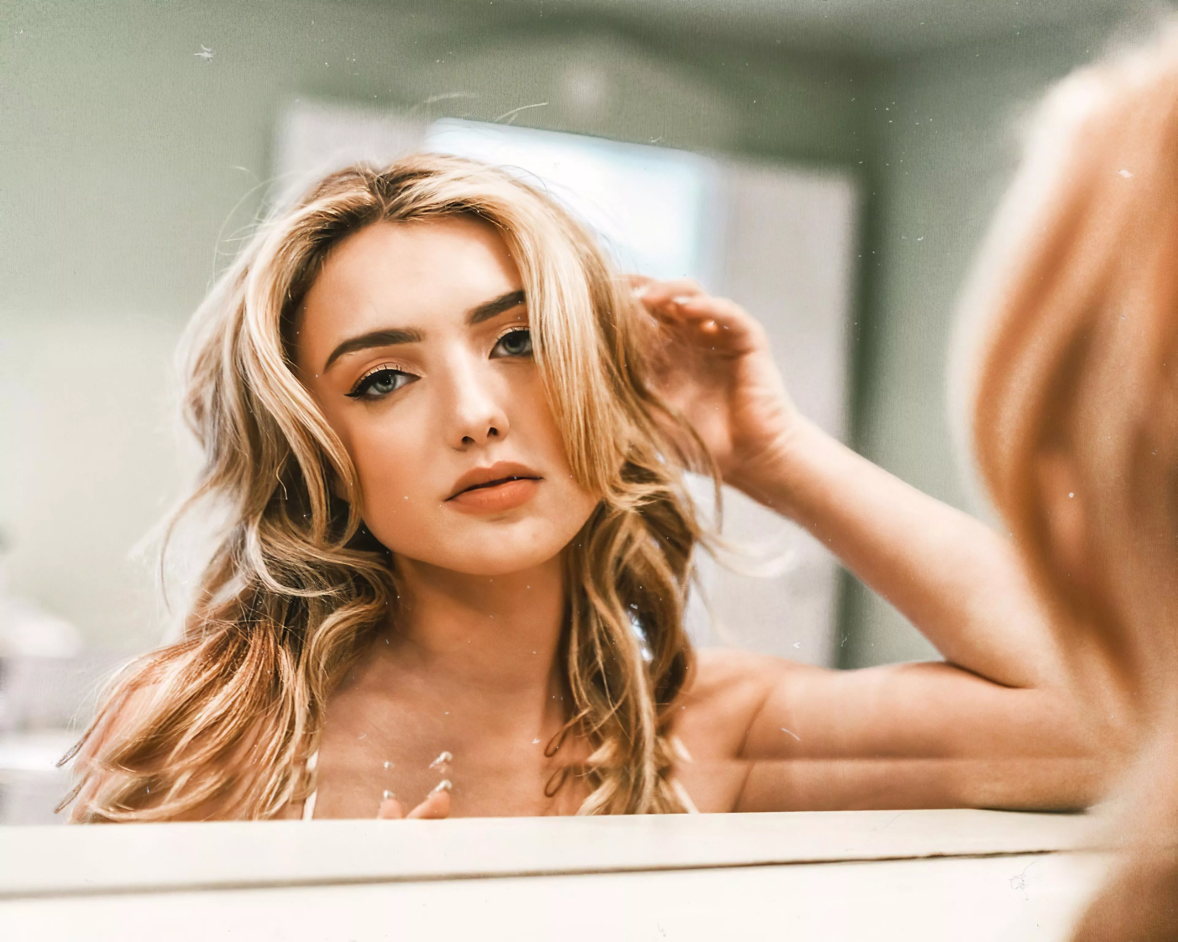 Celebrity Peyton List 4k Ultra HD Wallpaper