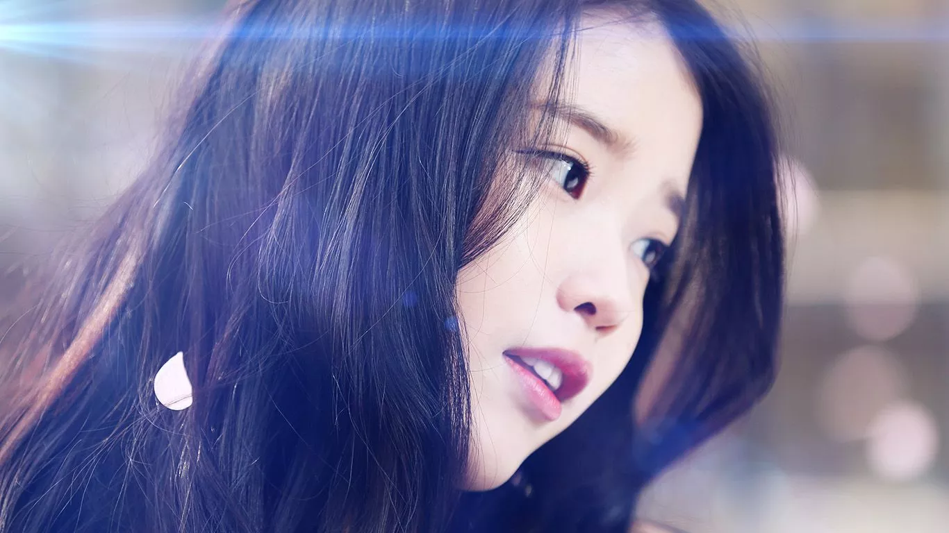 Iu Kpop Beauty Girl Singer Blue Flare