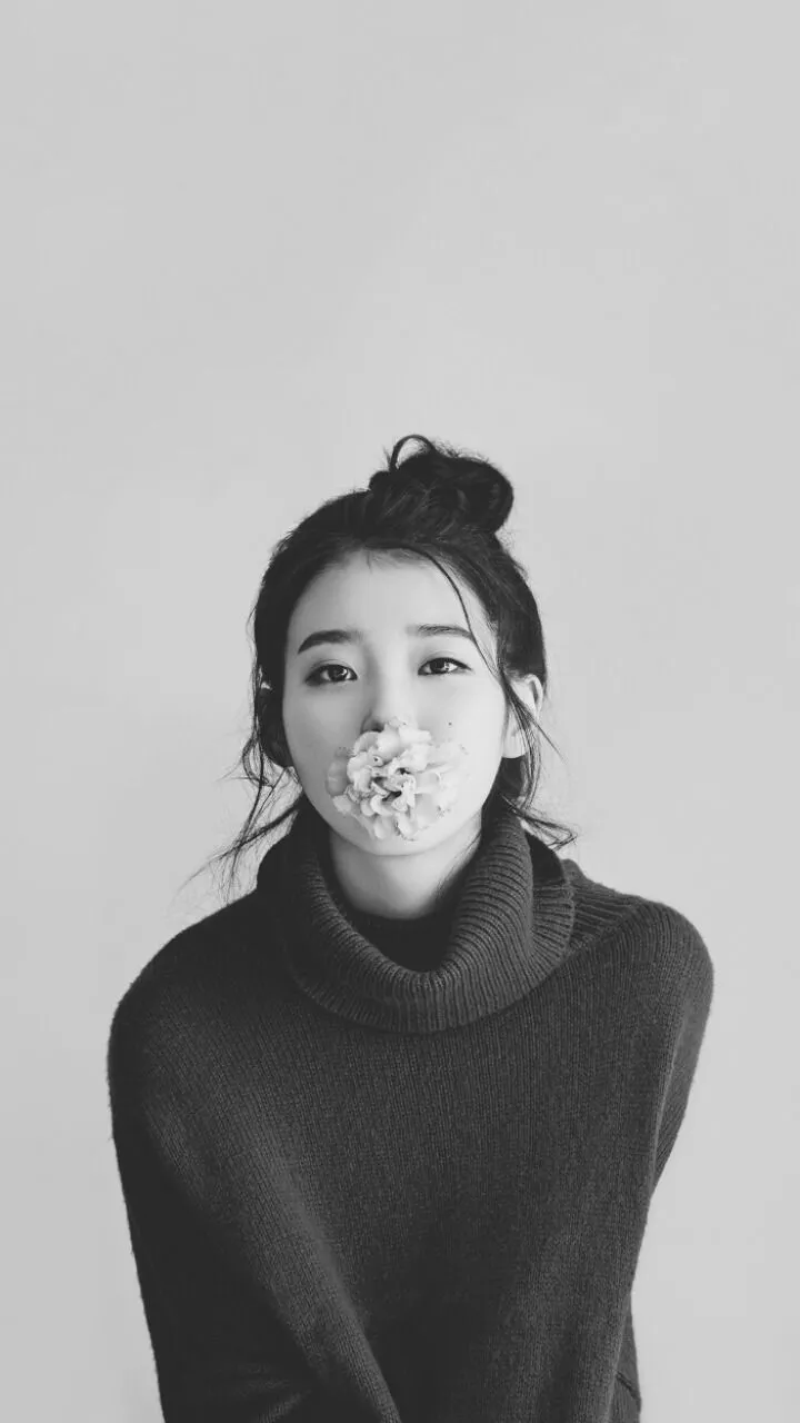 IU iphone Wallpaper & LockScreen